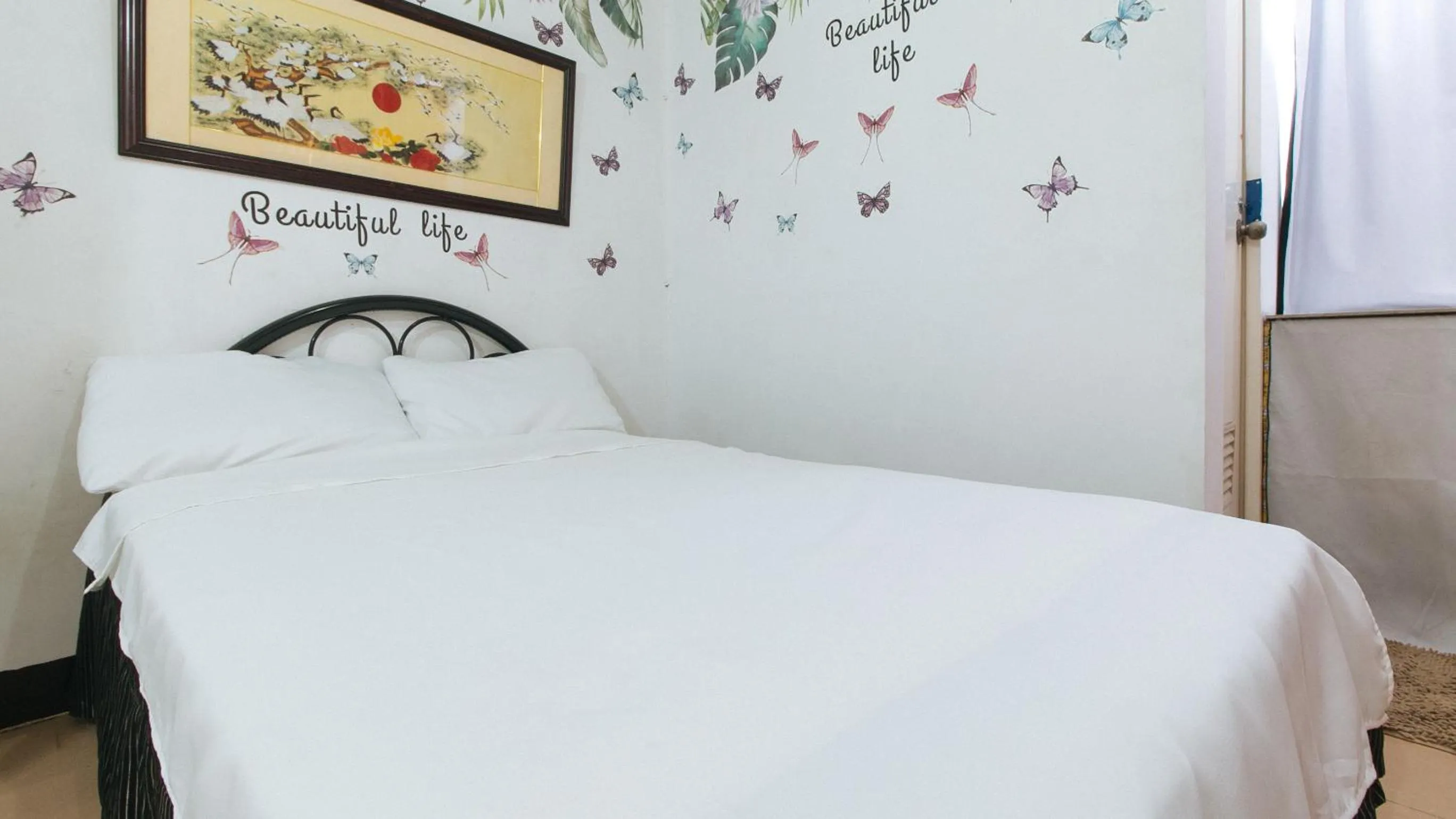 Bedroom, Bed in Cristian Jay Dormitory by RedDoorz