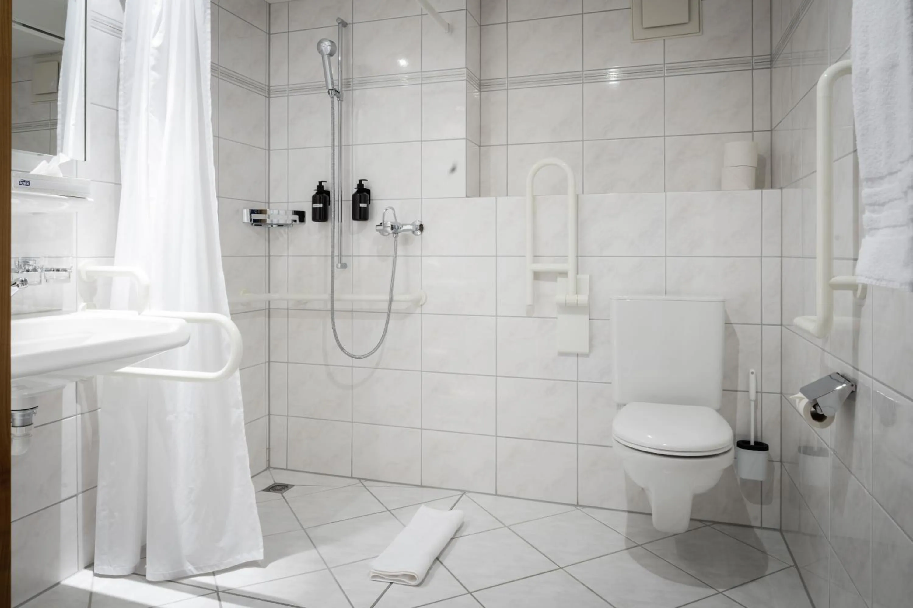 Shower in Vegan Health Hotel Sonnenberg