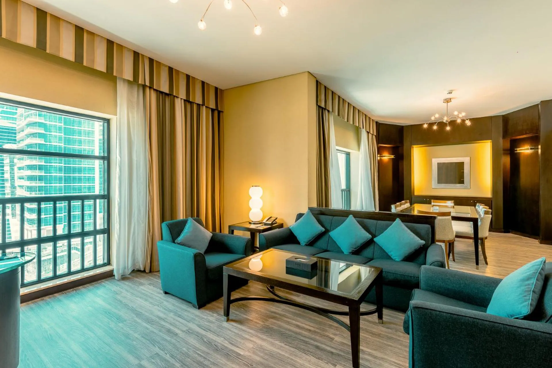 Living room in TIME Oak Hotel & Suites