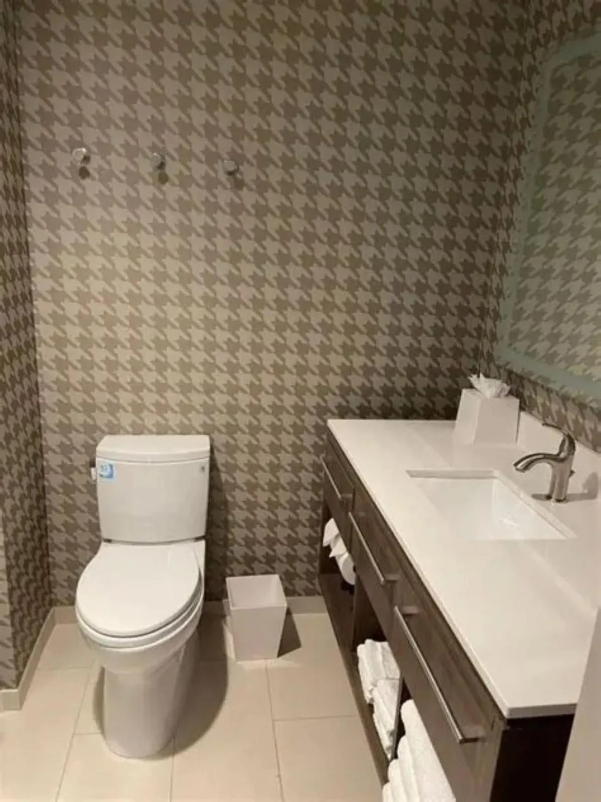 Bathroom in Home2 Suites By Hilton Hayward