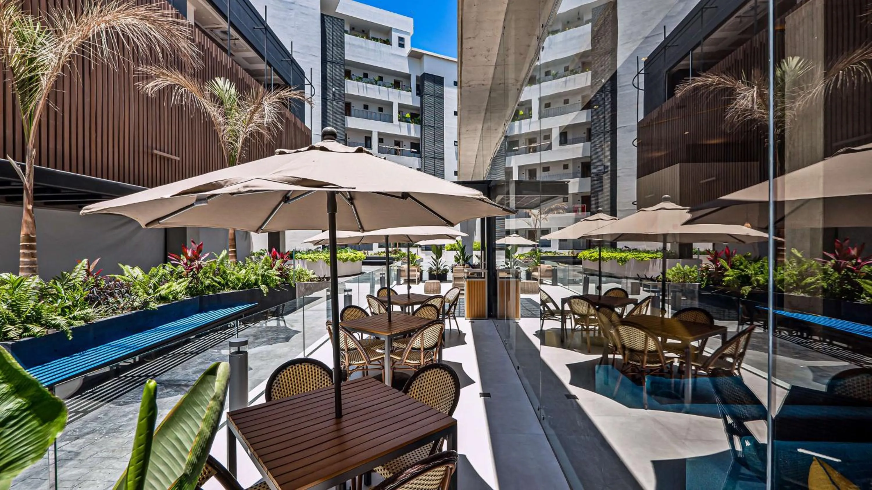 Dining area in Hampton Inn By Hilton Nuevo Vallarta