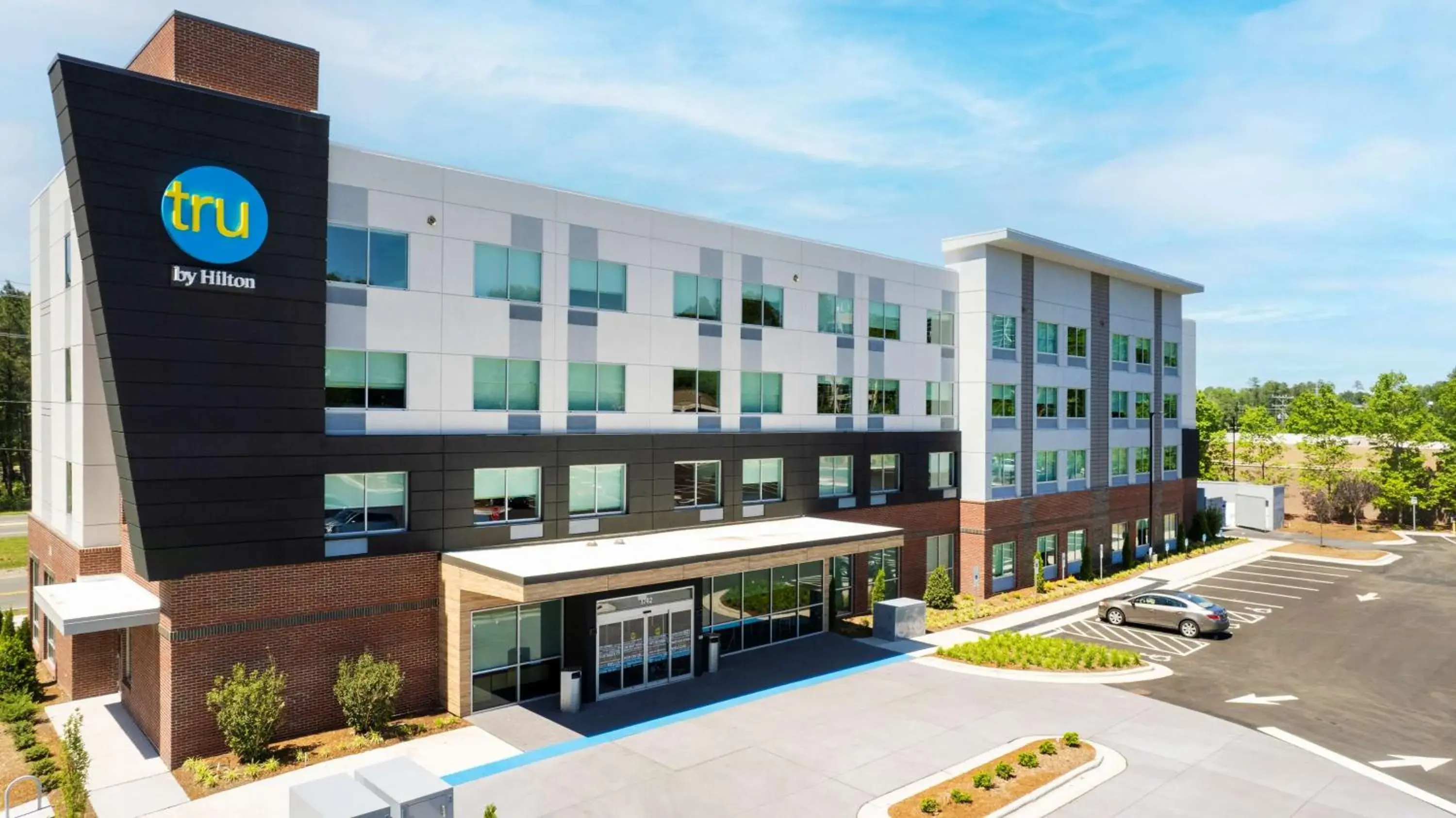 Property building in Tru By Hilton Chapel Hill Property building in Tru By Hilton Chapel Hill