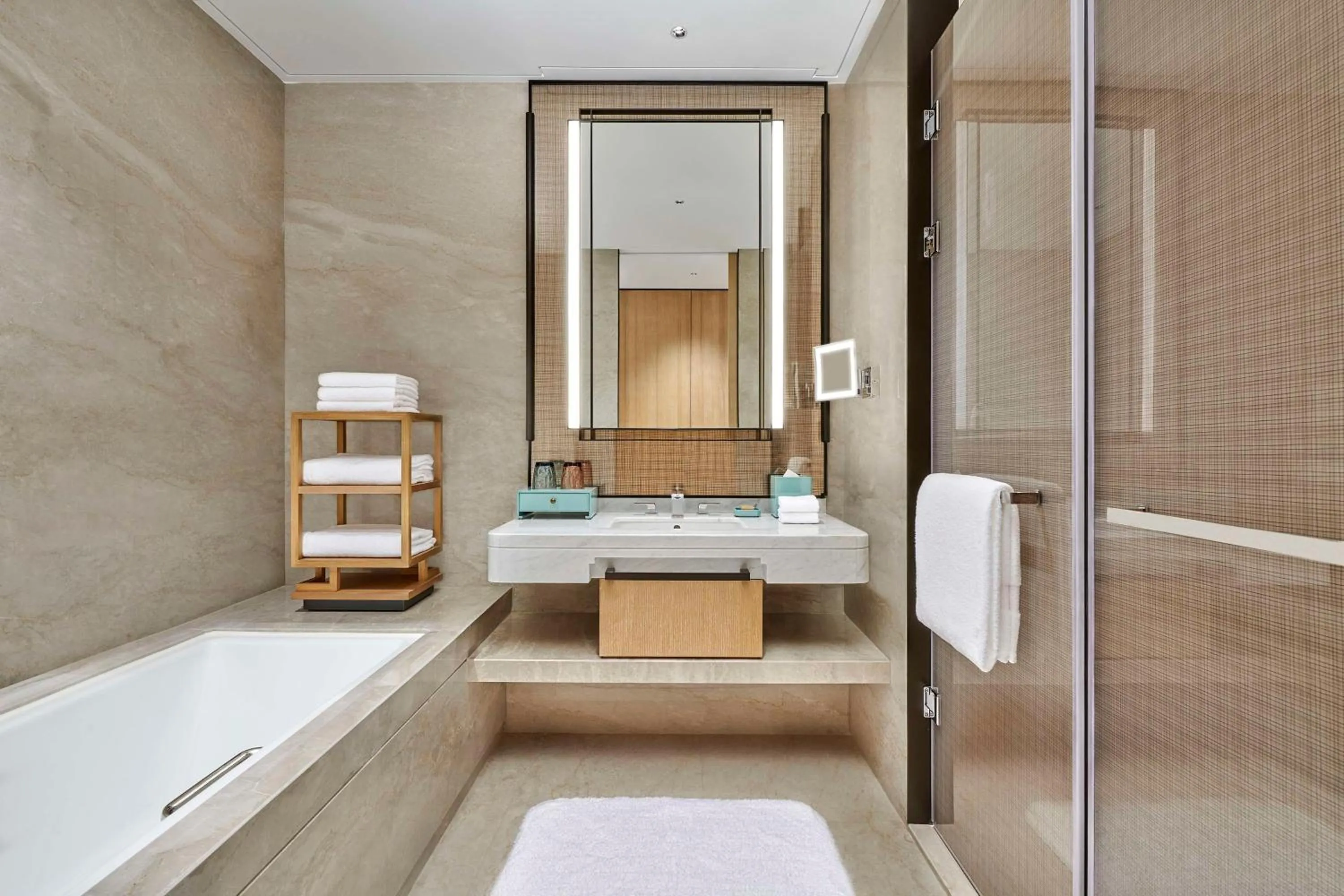 Bathroom, Bed in Hilton Suzhou Wuzhong