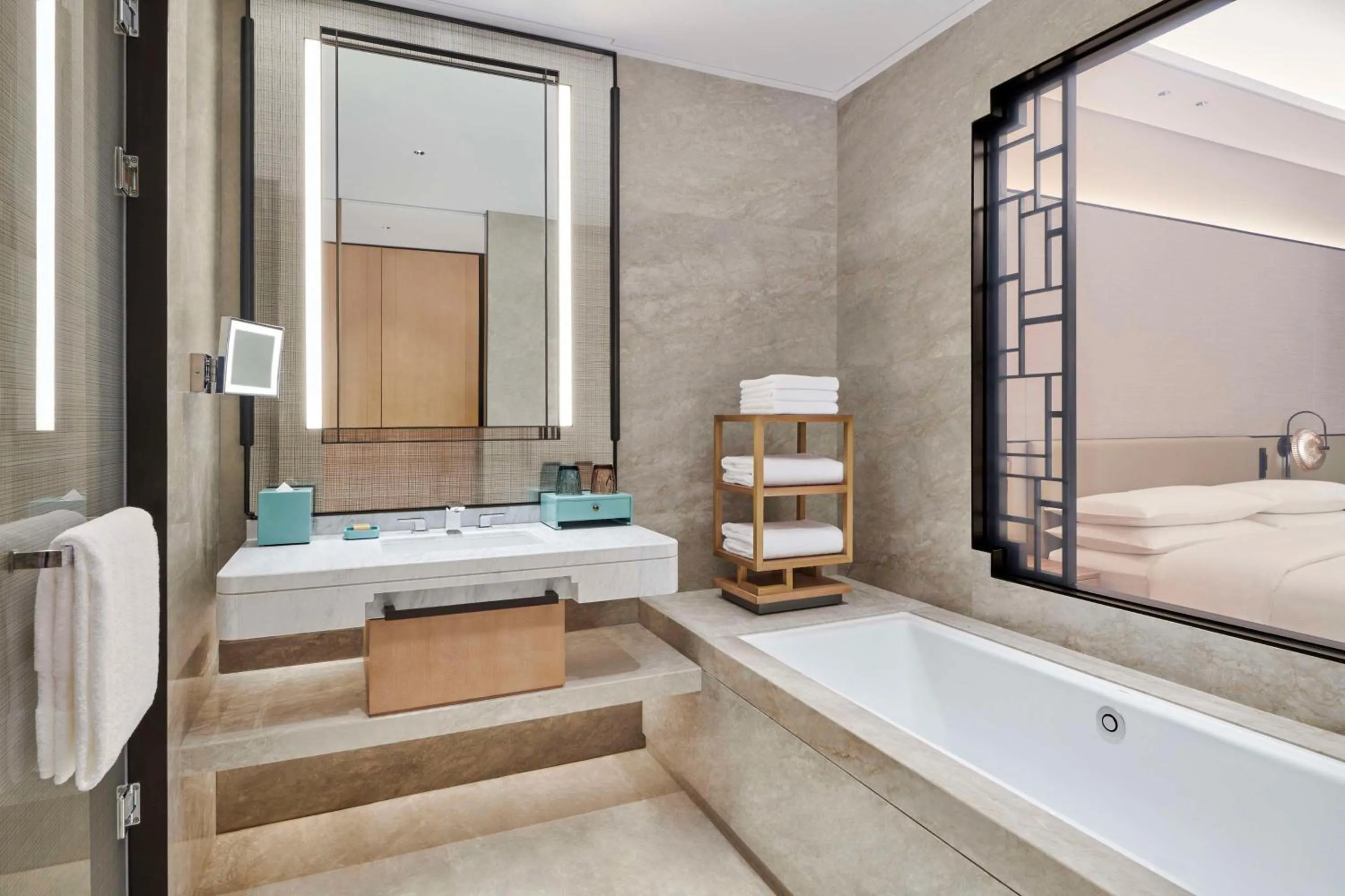 Bathroom, Bed in Hilton Suzhou Wuzhong