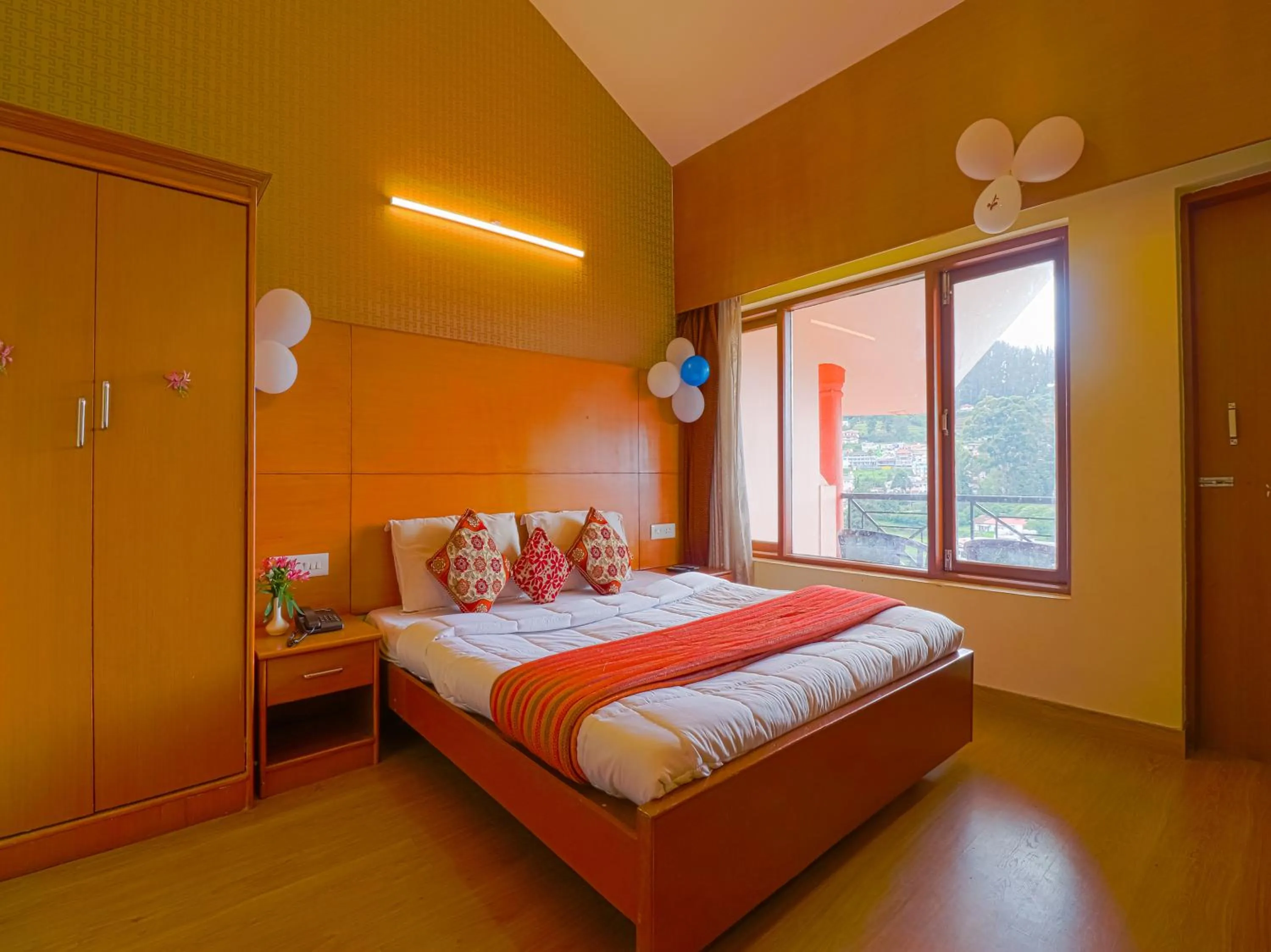 Photo of the whole room, Bed in The Byke Sunshine Grand