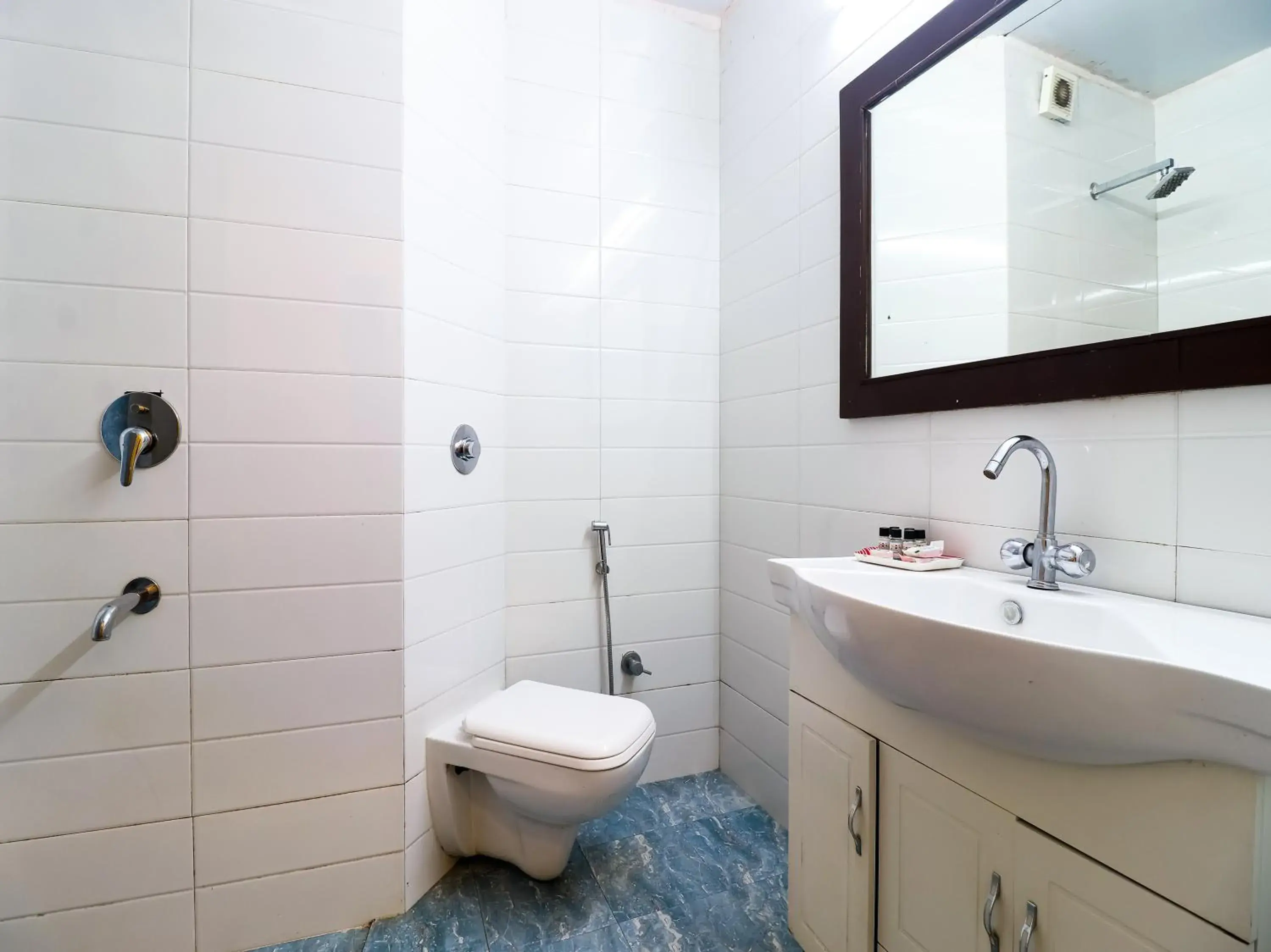 Bathroom in The Byke Sunshine Grand Bathroom in The Byke Sunshine Grand