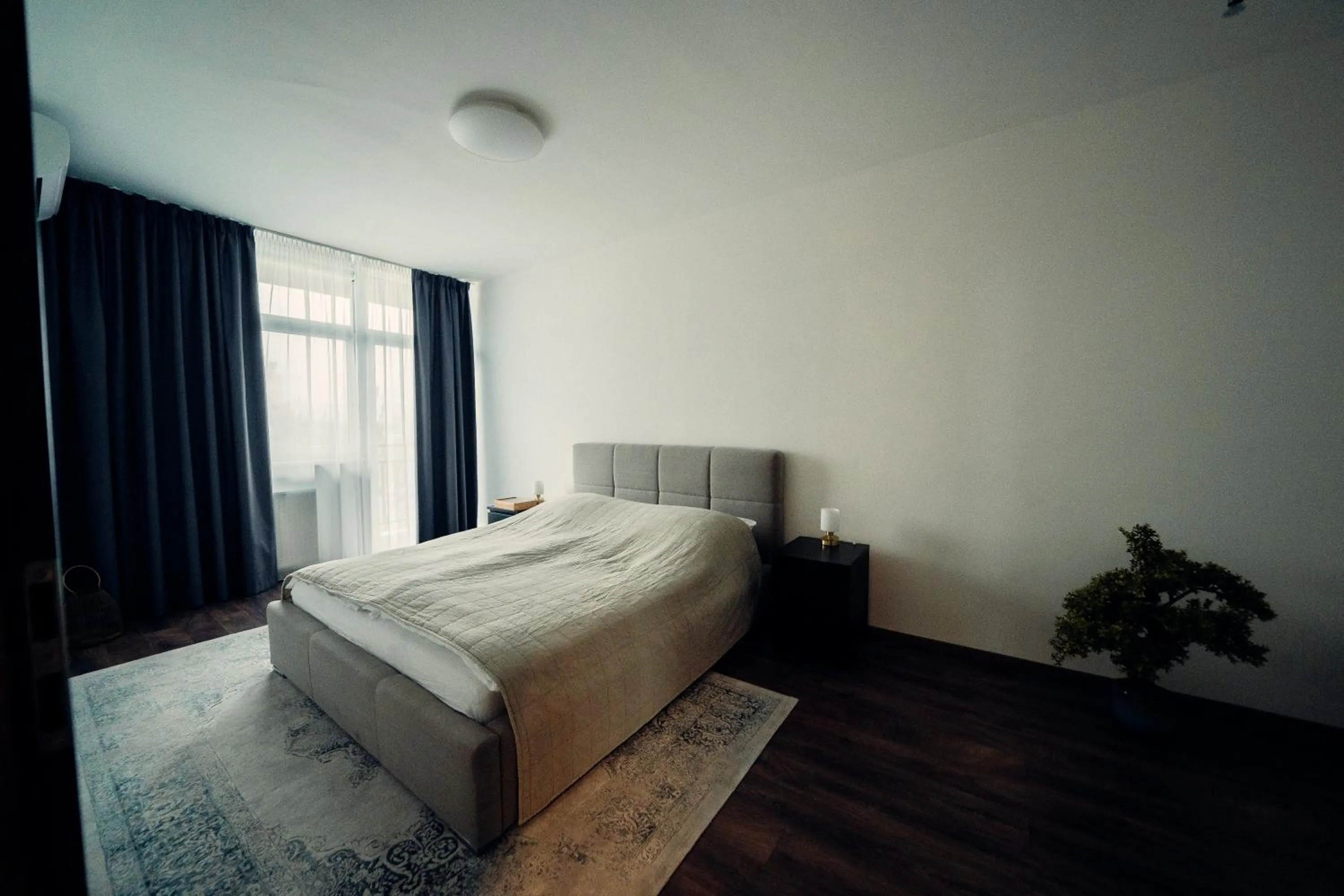 Bed in TIFFANY Apartment Hotel