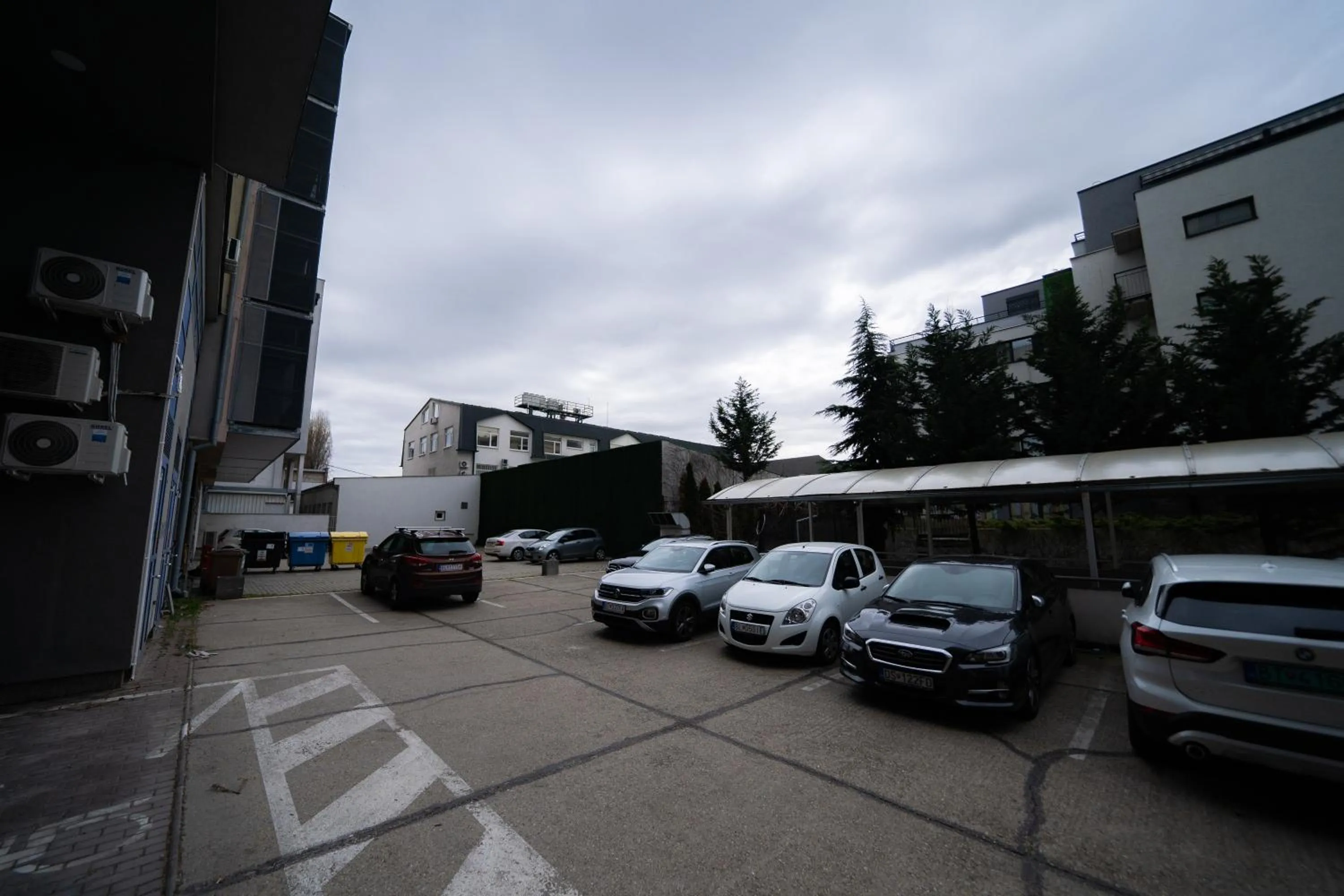 Parking in TIFFANY Apartment Hotel