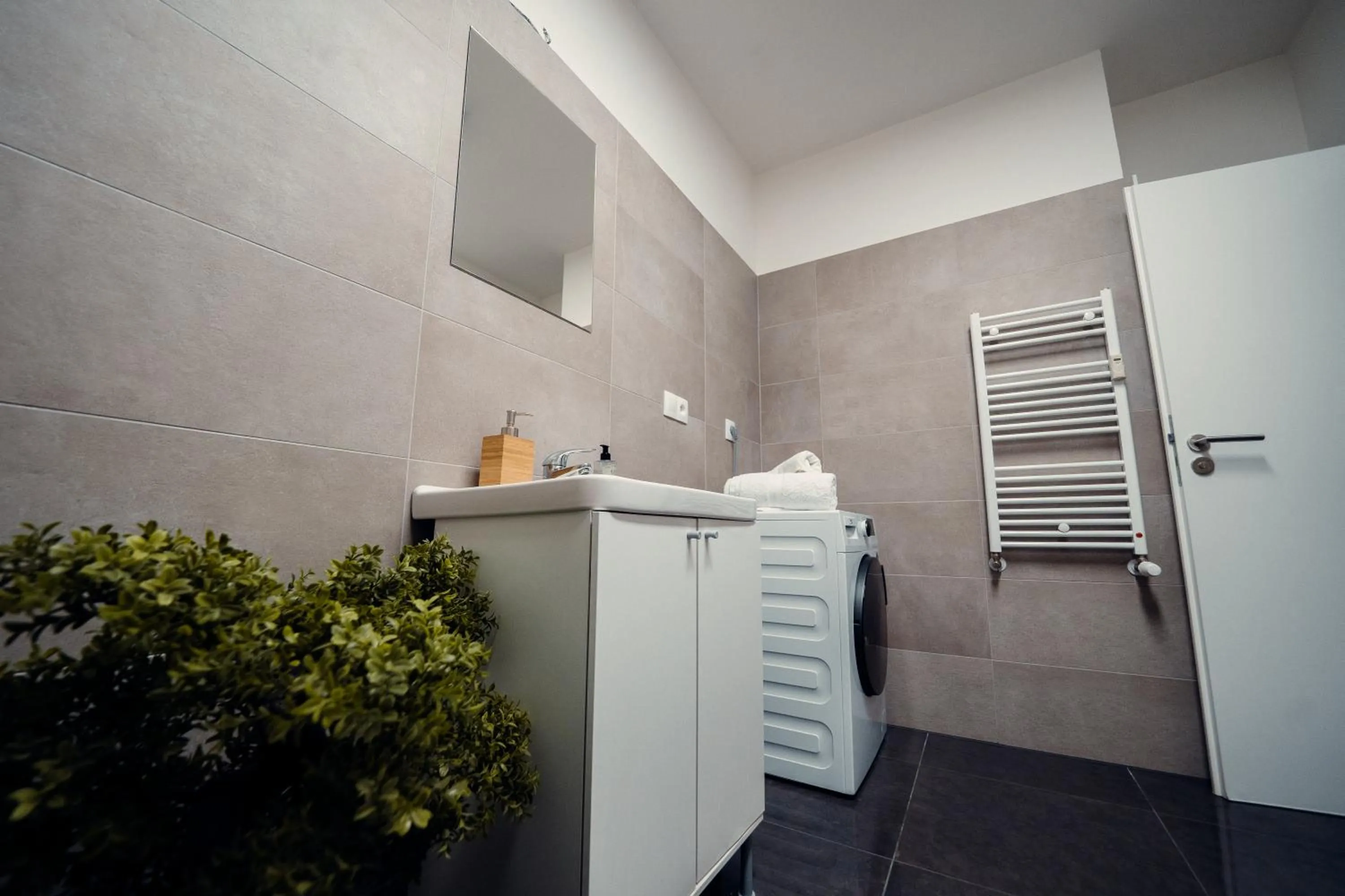 Kitchen or kitchenette in TIFFANY Apartment Hotel