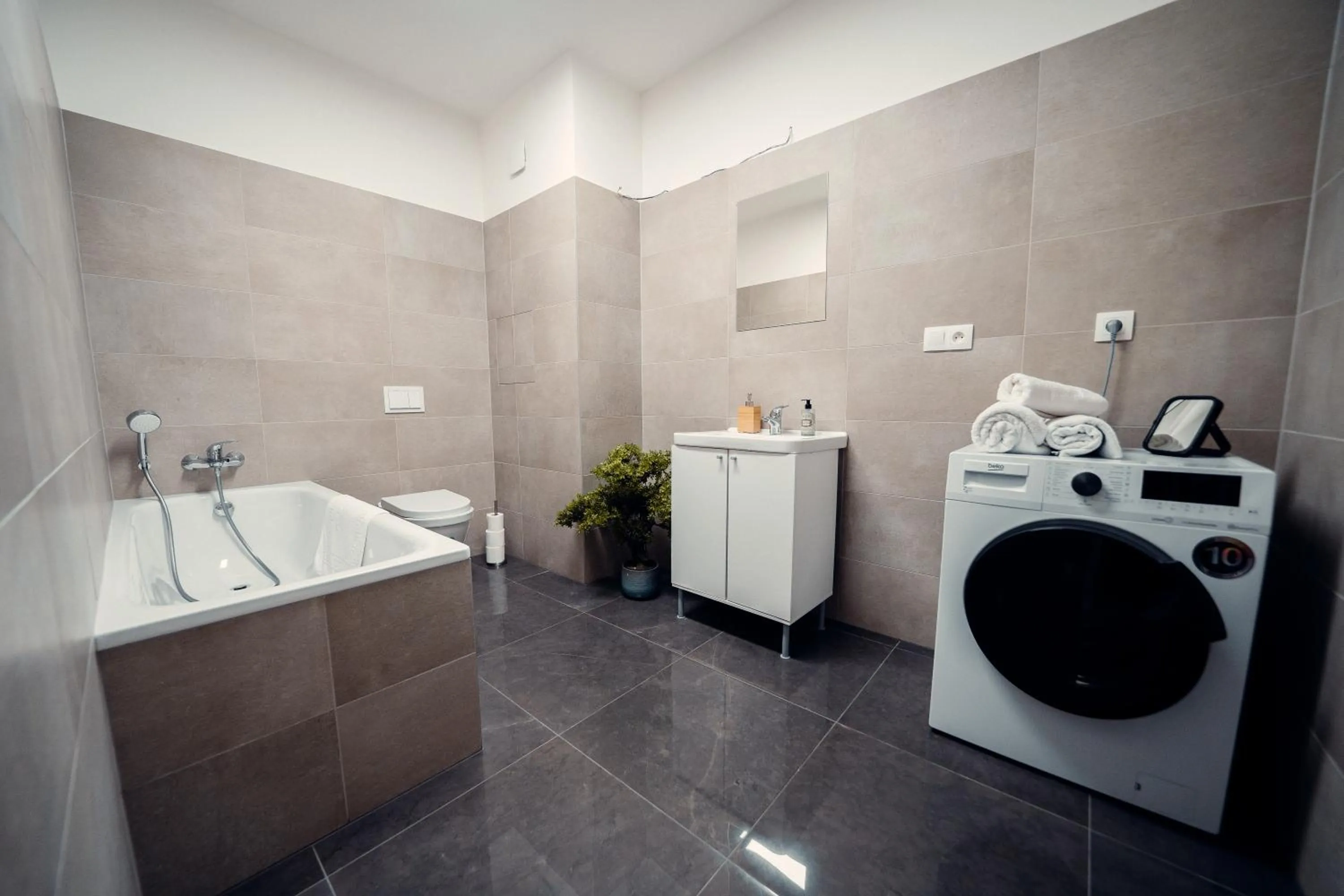 Bathroom in TIFFANY Apartment Hotel
