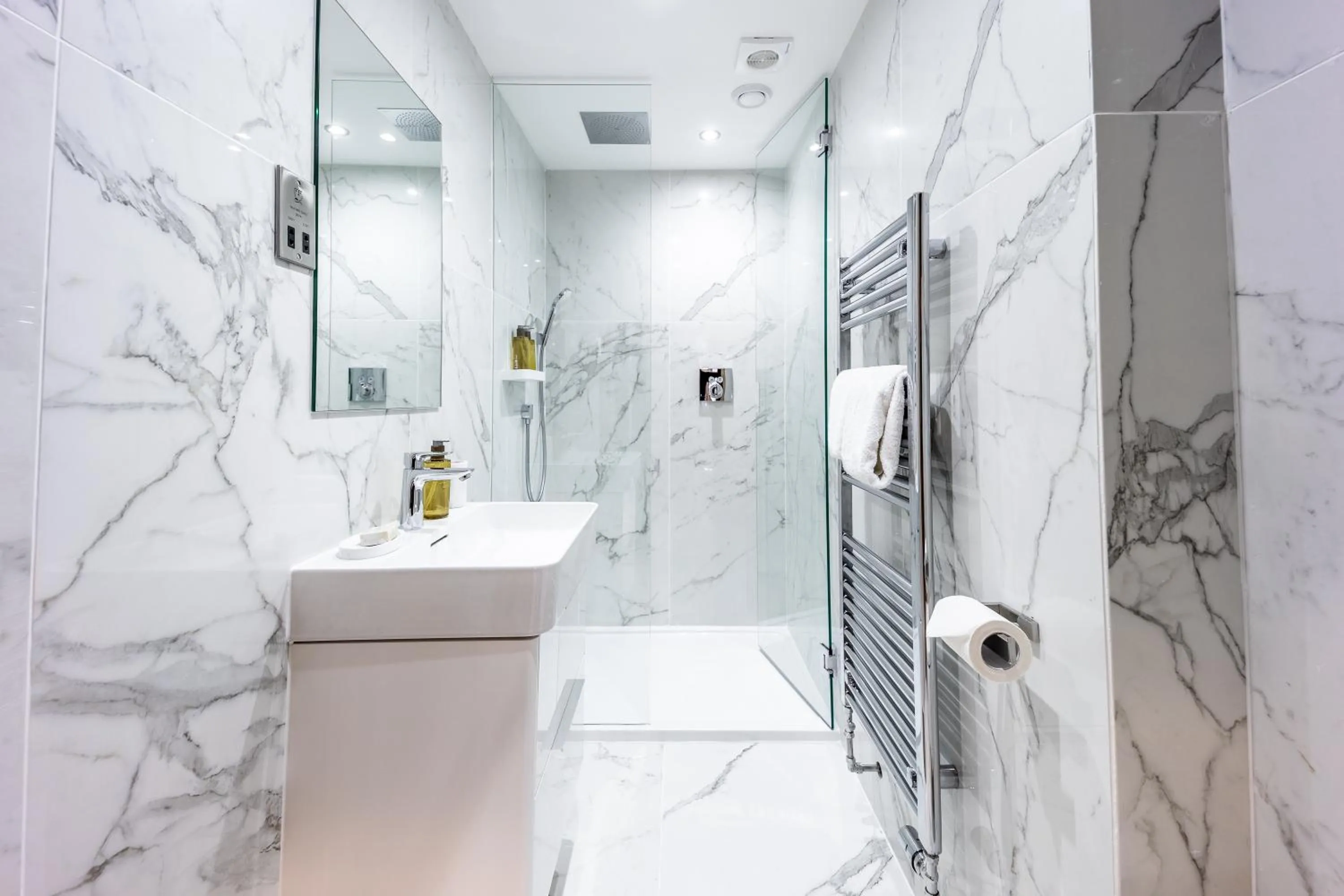 Bathroom in No1 Apartments St Andrews - South Street