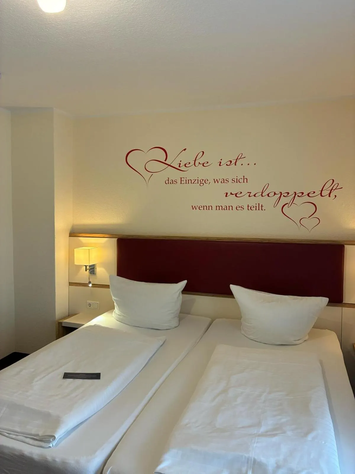 Bed in SleepBEEONE Wilhelmshaven