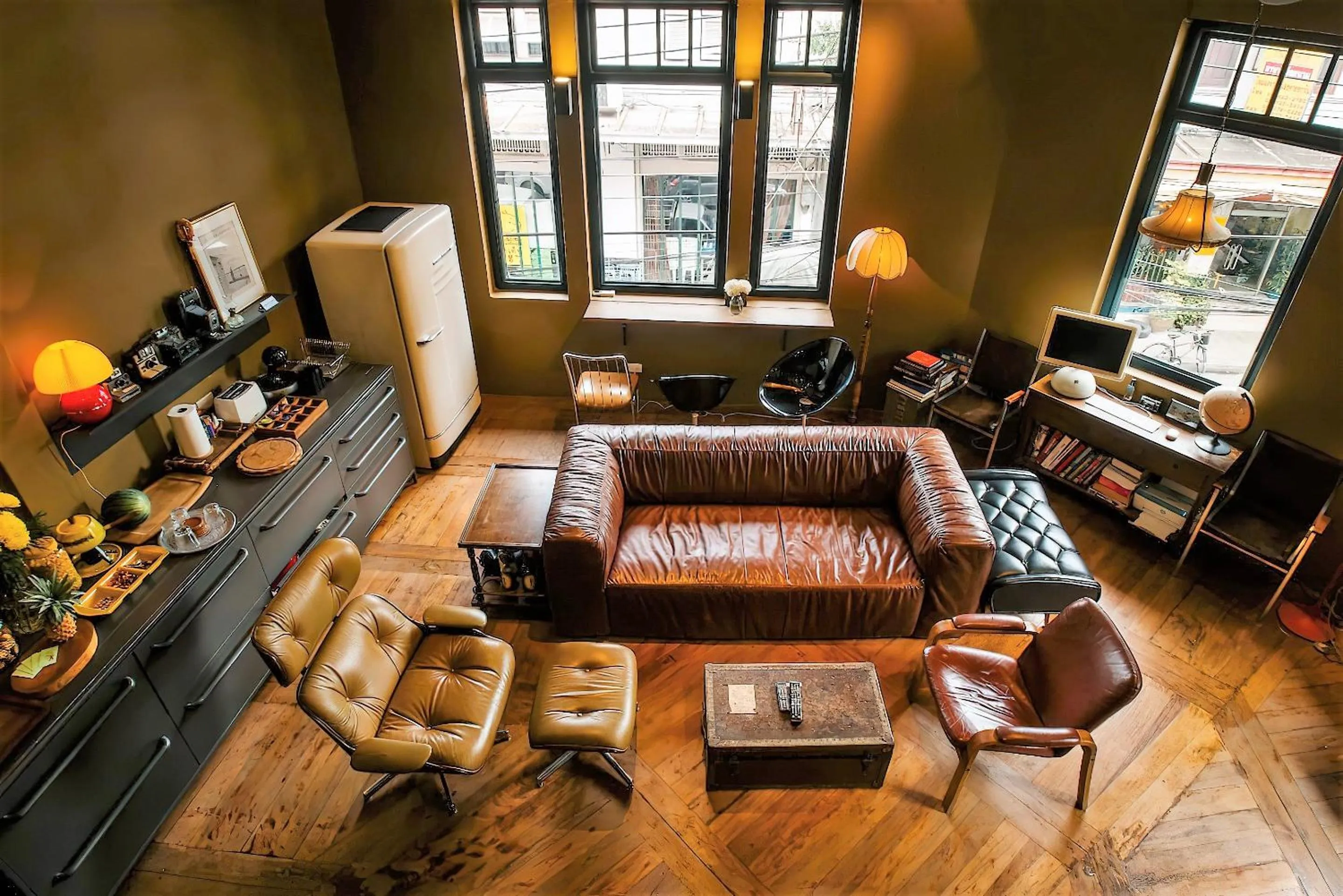 Communal lounge/ TV room in Ba Hao Residence