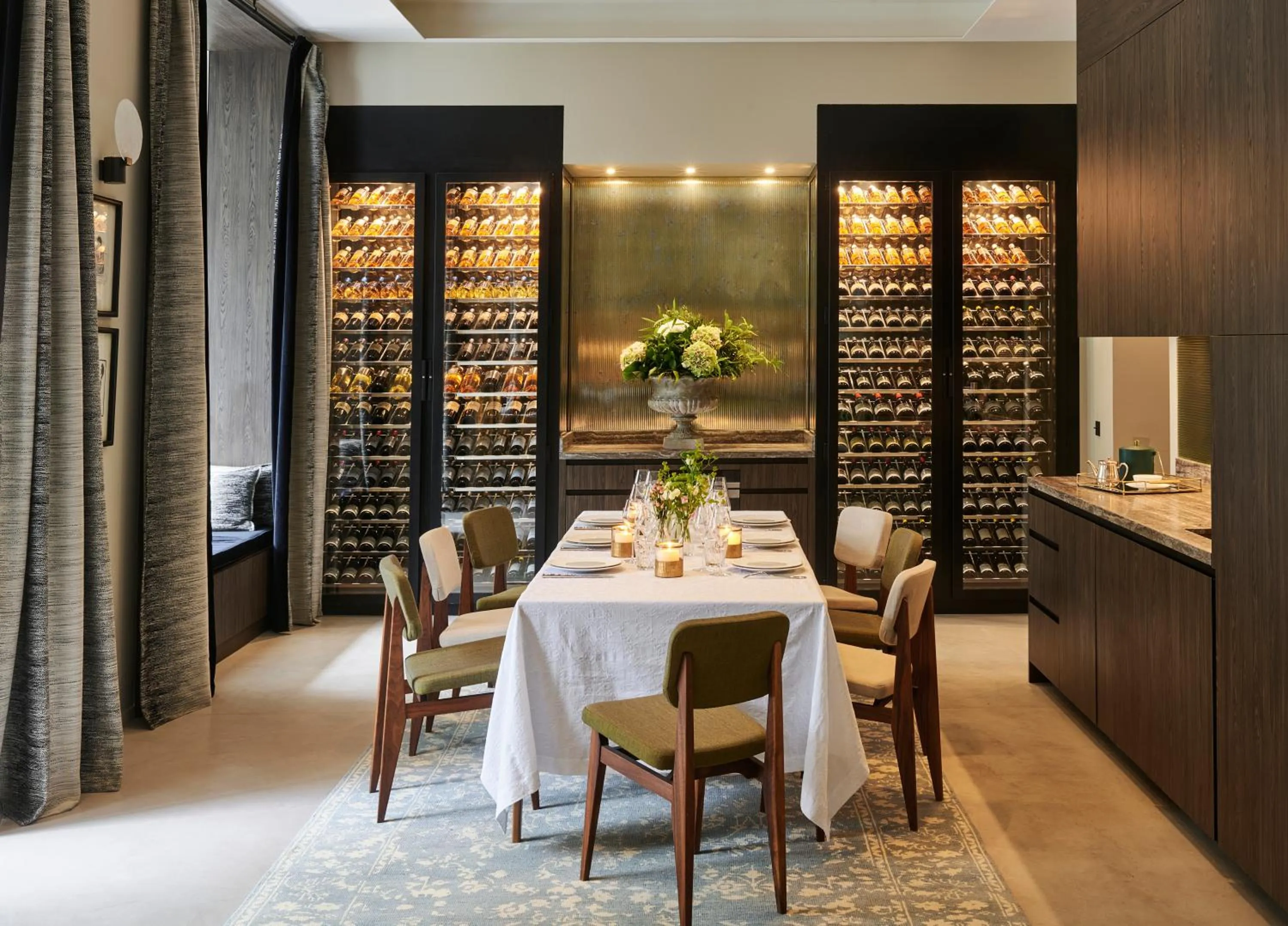 Kitchen or kitchenette in Maison Boissière BARNES Residences
