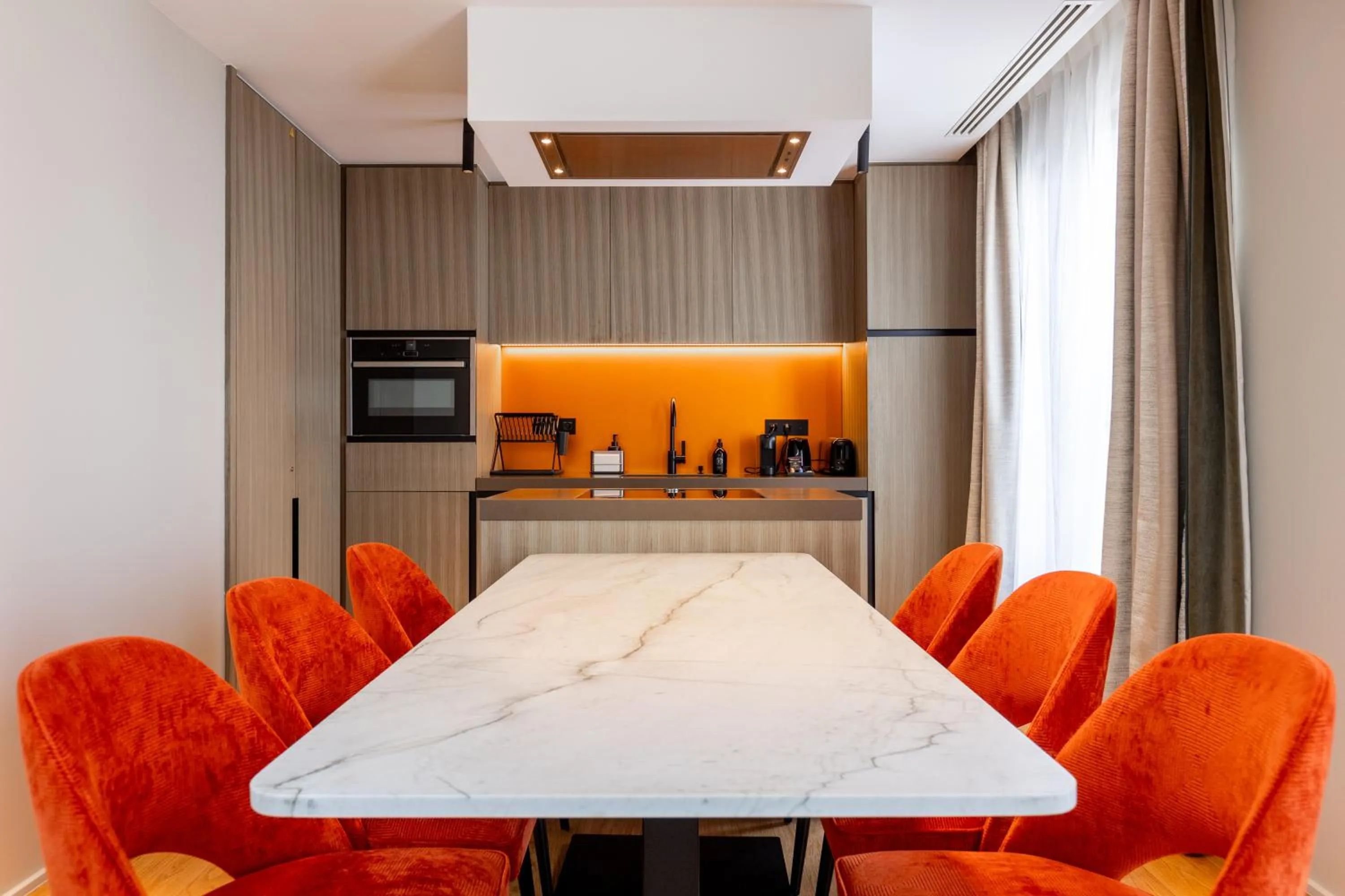 Dining area in Maison Boissière BARNES Residences