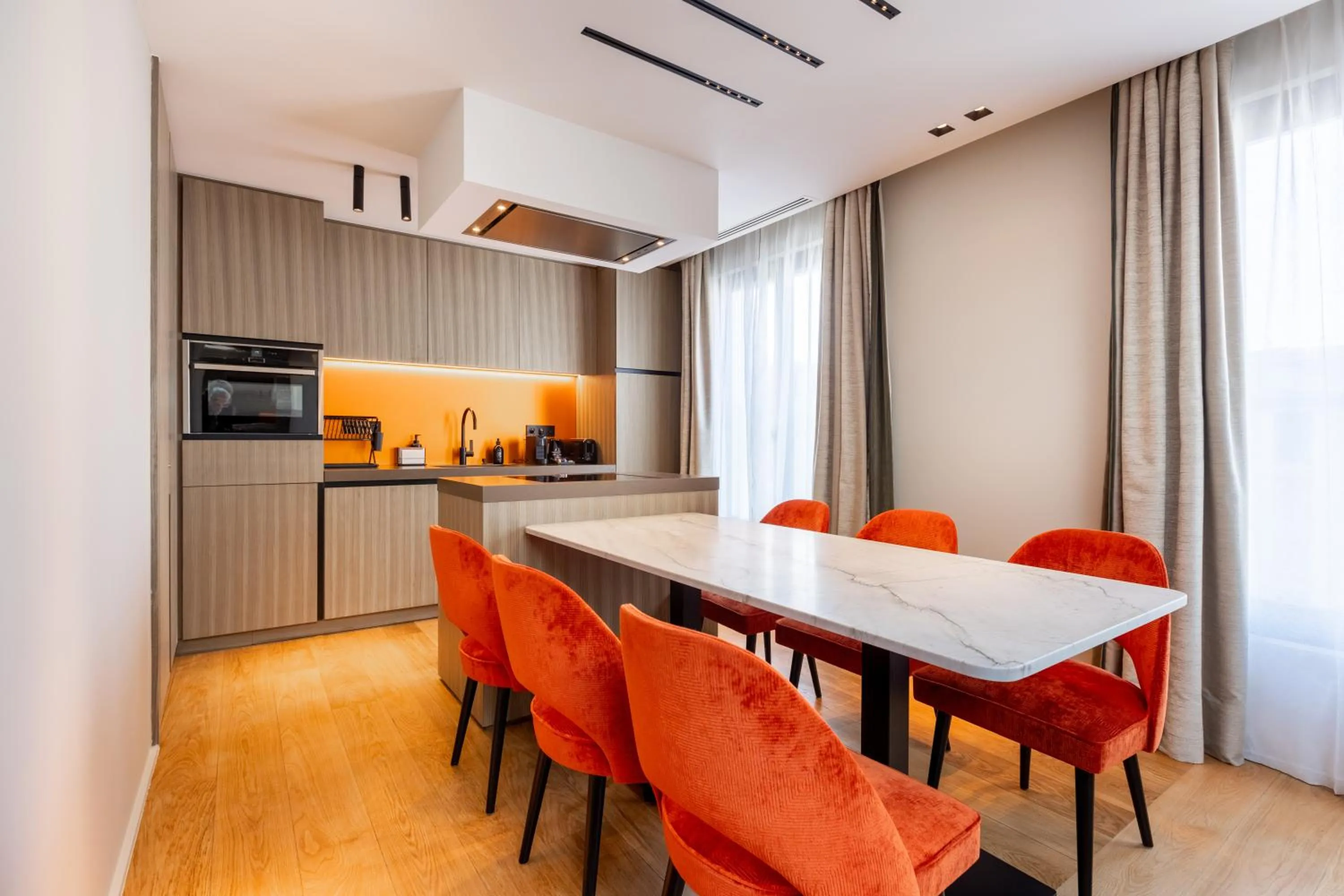Dining area in Maison Boissière BARNES Residences