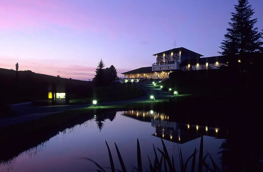 Facade/entrance in Domaine du Revermont - Logis Hotel