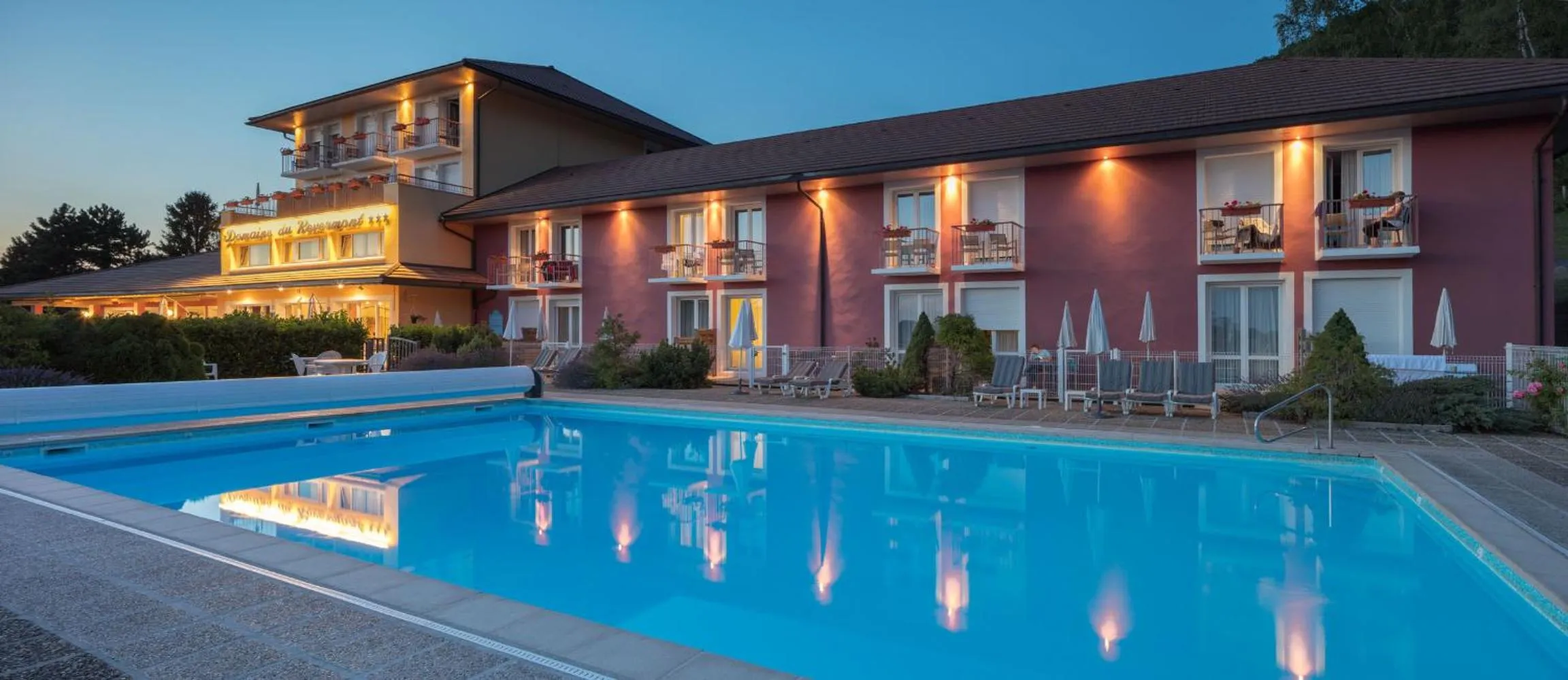 Pool view in Domaine du Revermont - Logis Hotel