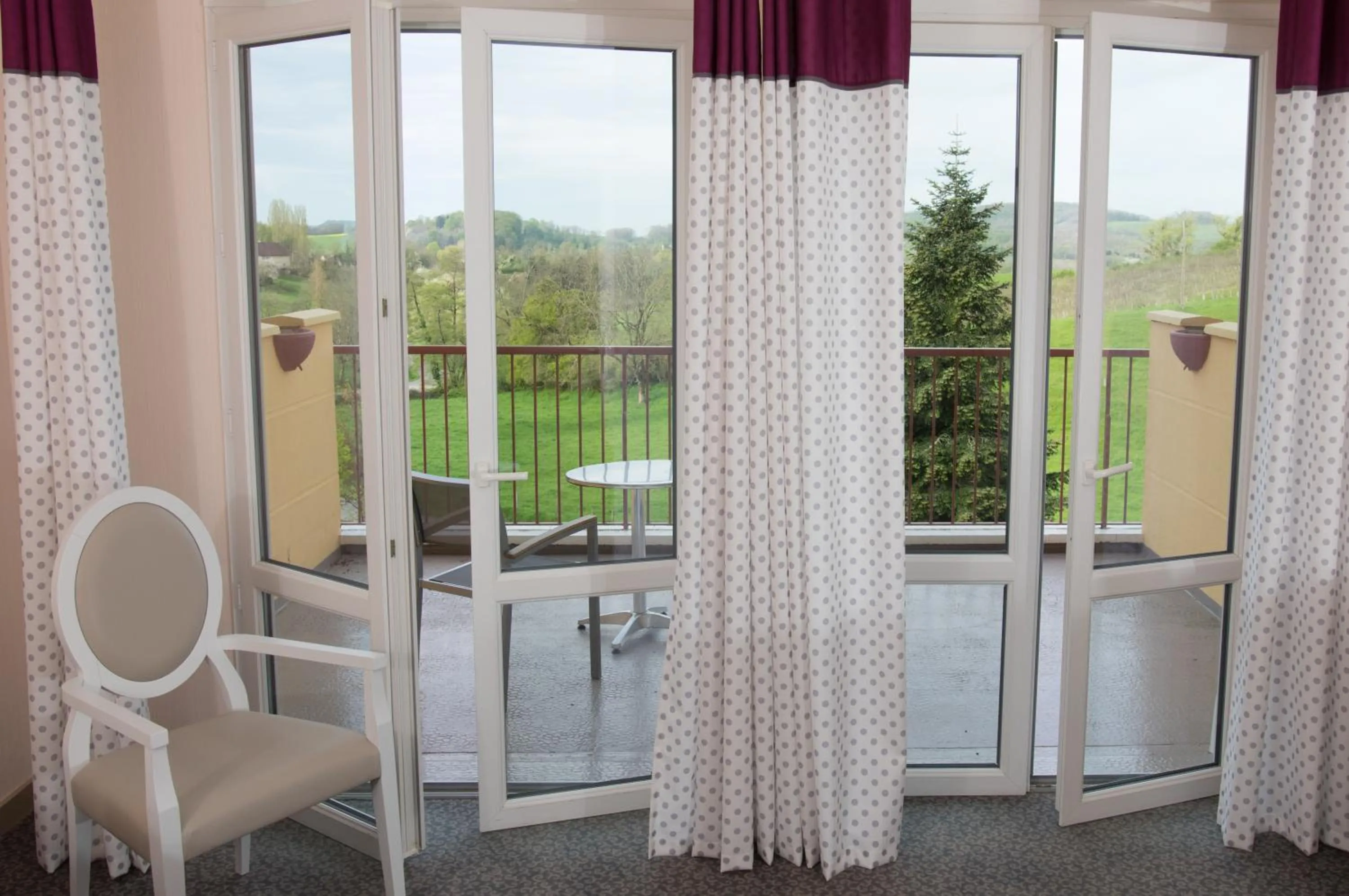 Balcony/Terrace in Domaine du Revermont - Logis Hotel