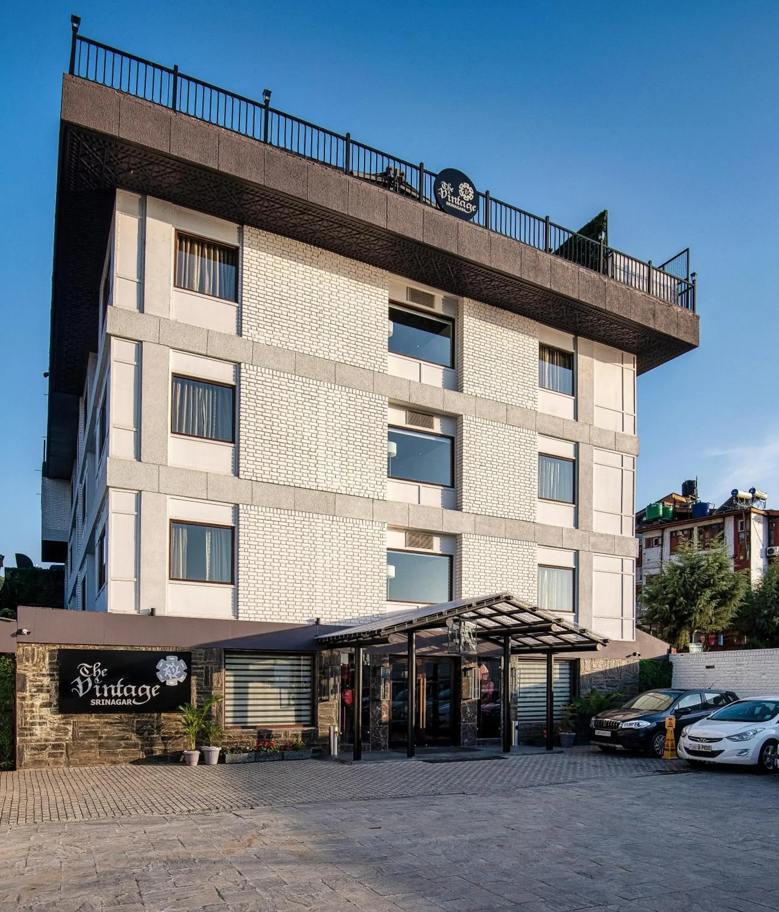 Facade/entrance in The Vintage Srinagar at Dal Lake Facade/entrance in The Vintage Srinagar at Dal Lake