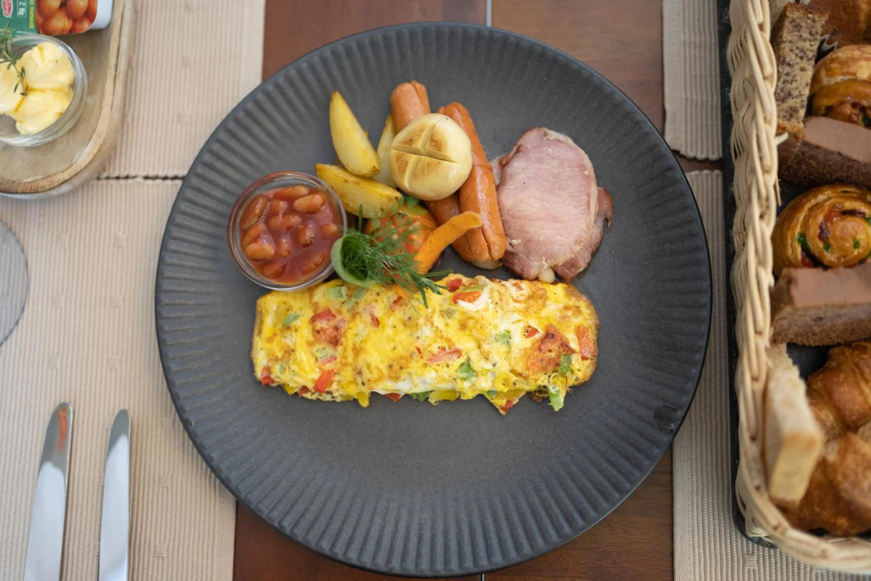 Breakfast in Leopard Reach Yala by Seven Angels