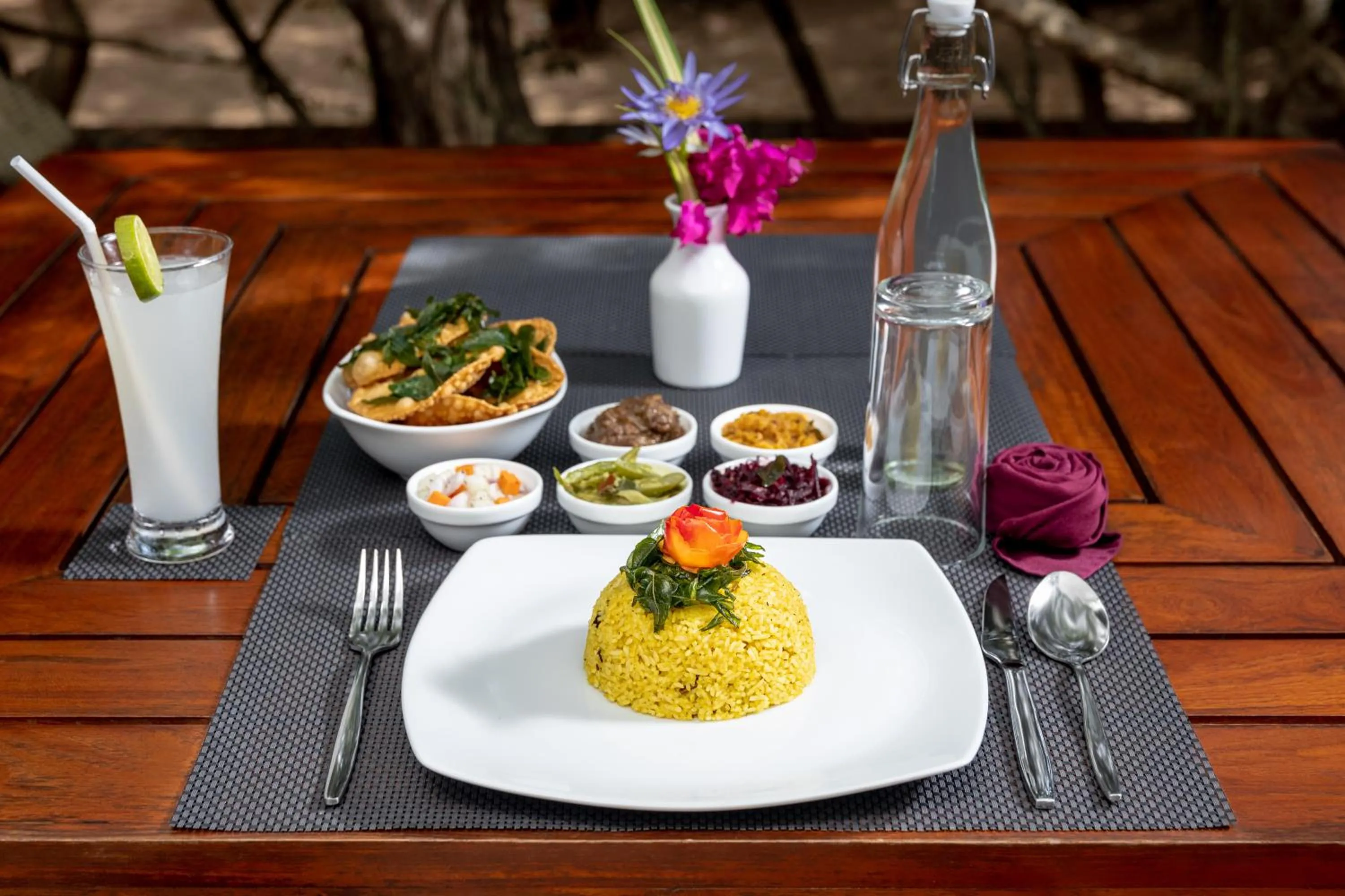 Lunch in Leopard Reach Yala by Seven Angels
