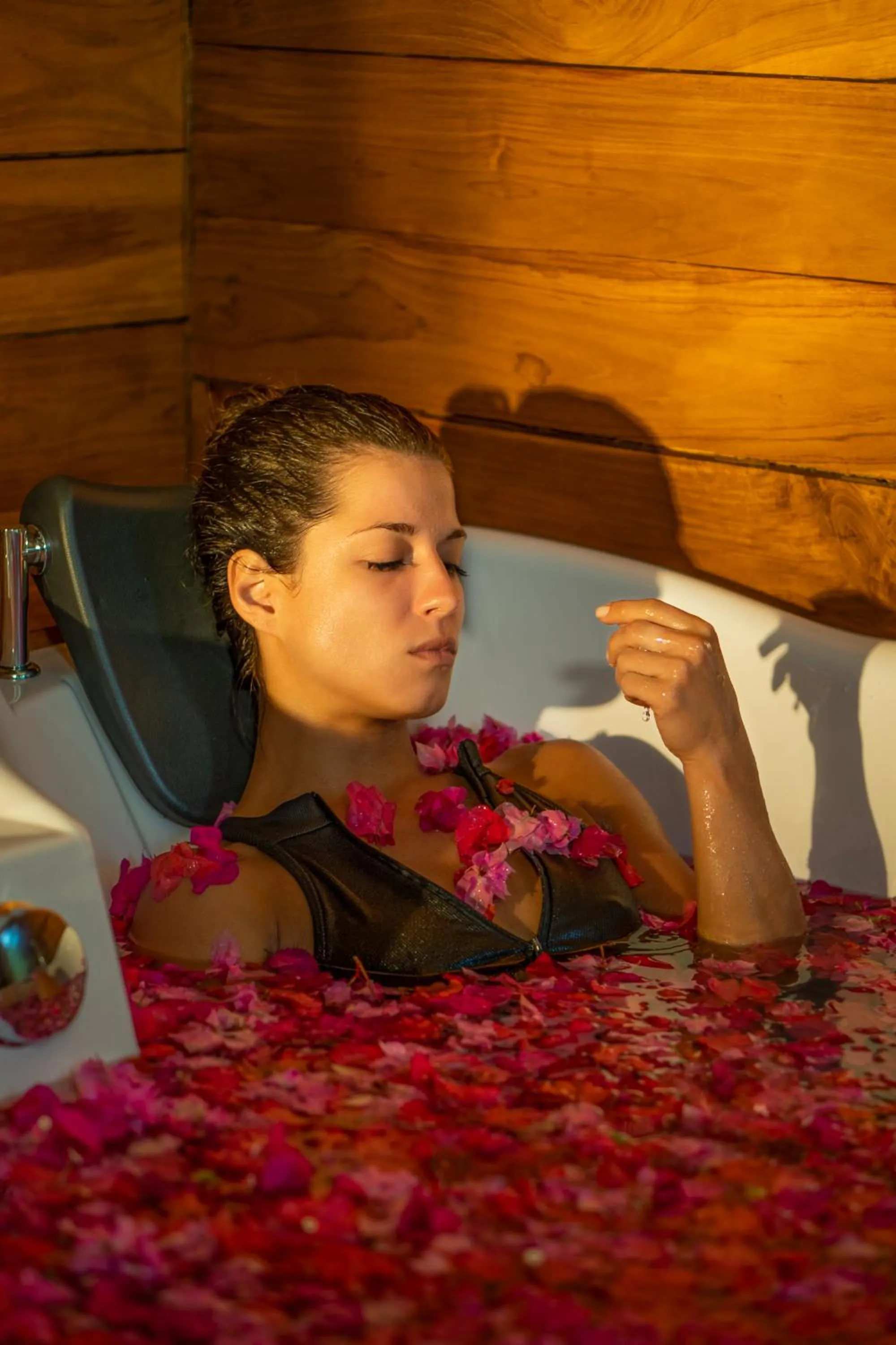 Hot Tub in Leopard Reach Yala by Seven Angels