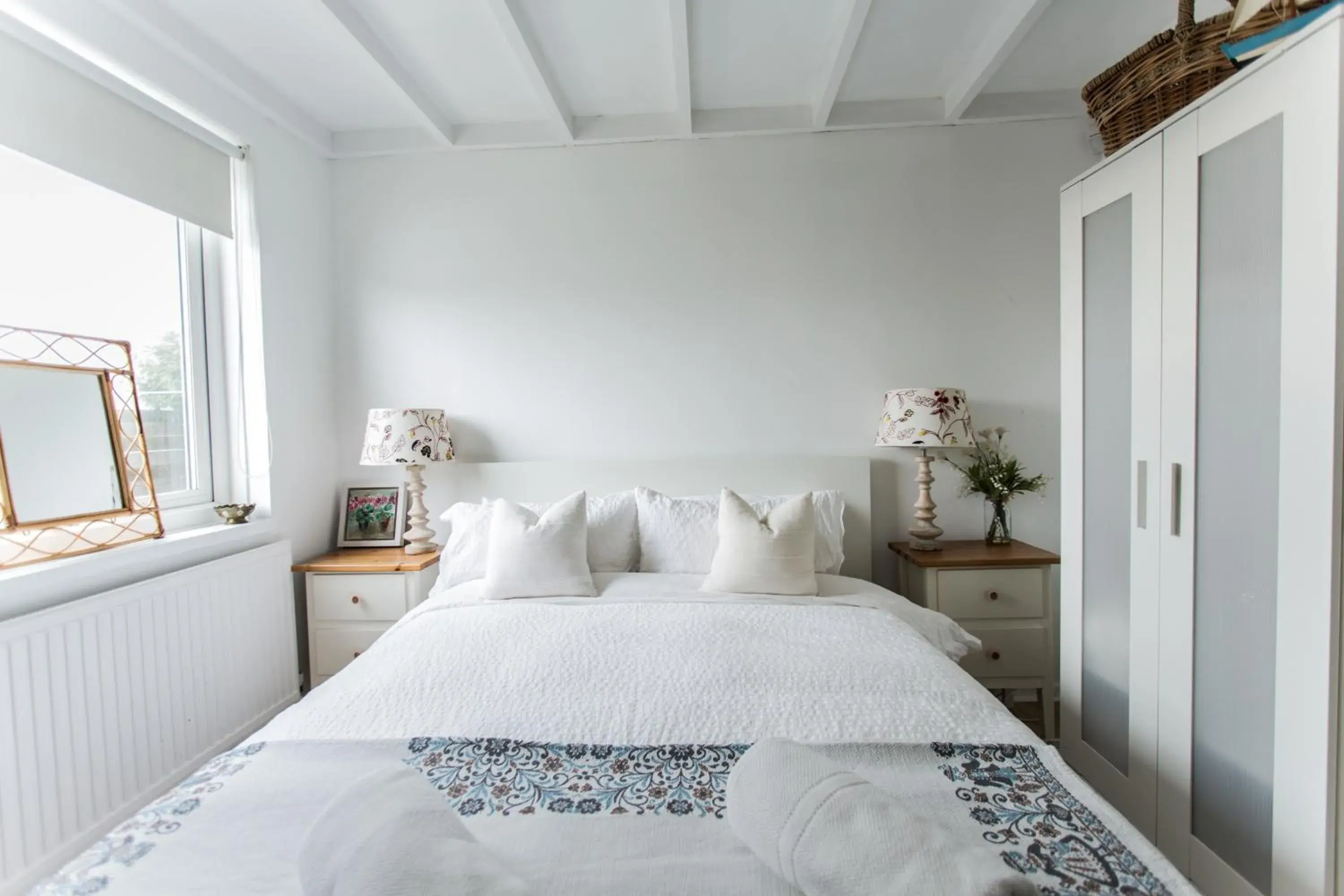 Fairlight - Charming coastal home on the beach Fairlight - Charming coastal home on the beach