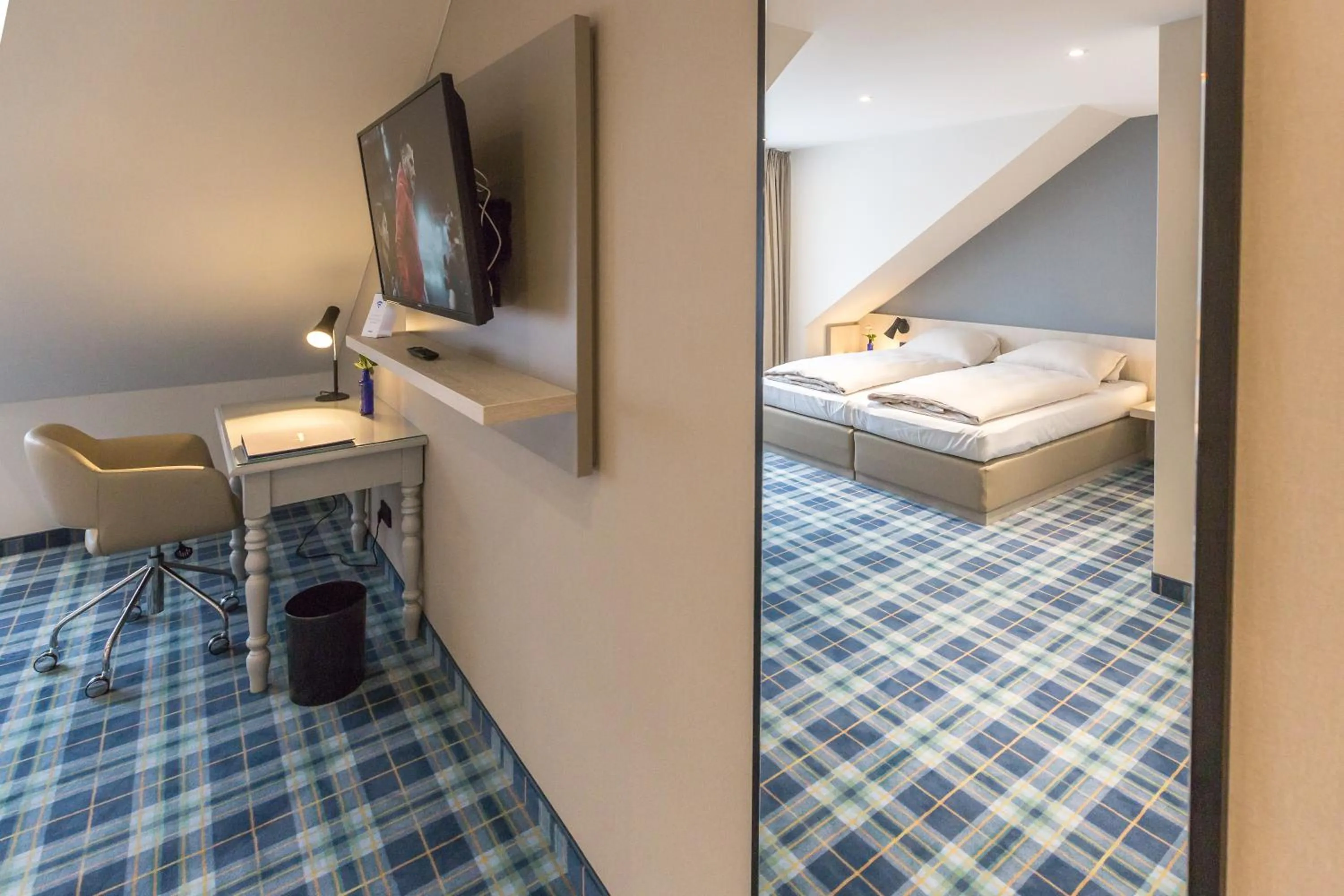 Photo of the whole room, Bed in Hotel Haberkamp