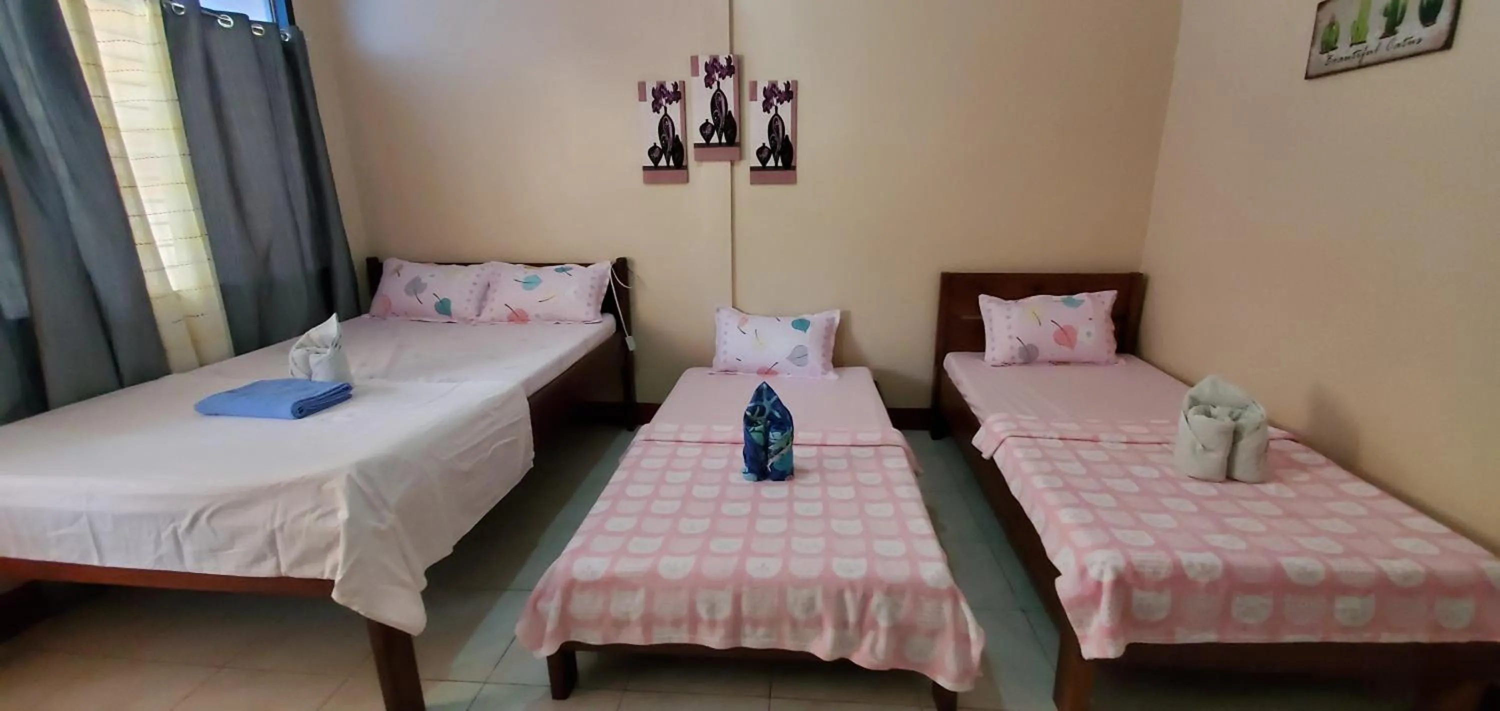 Bed in JBR Tourist Inn - Port Barton DIY