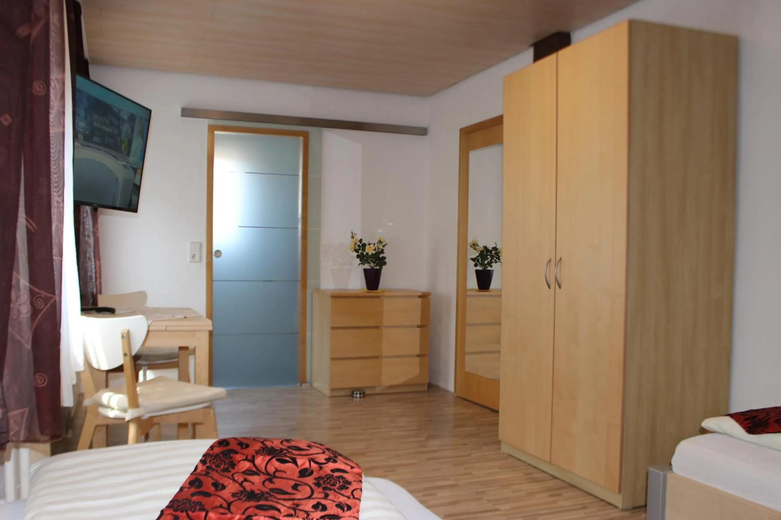 Photo of the whole room, Bed in Gasthof zur Post