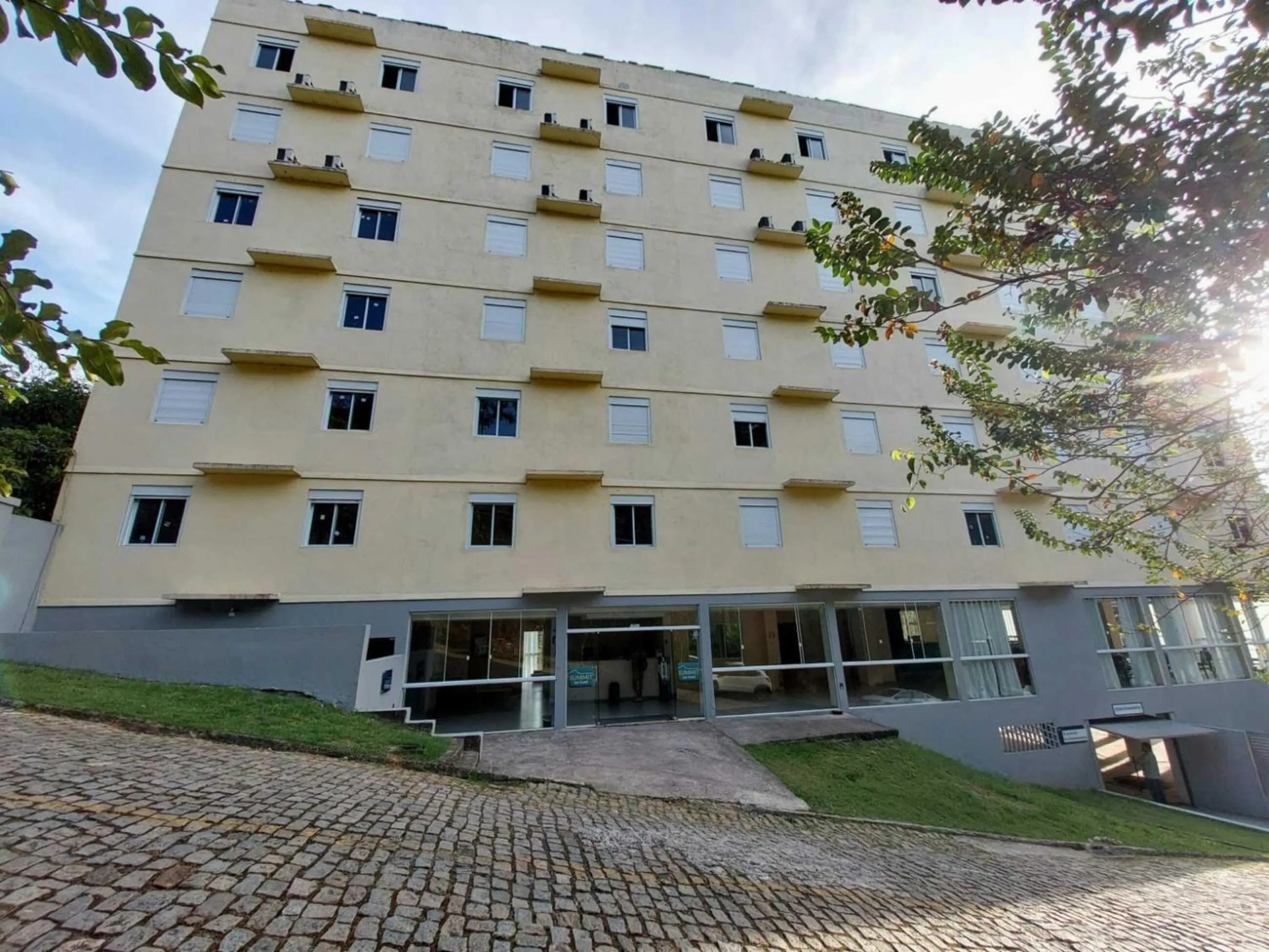 Property building in Summit Inn Hotel Barra Mansa