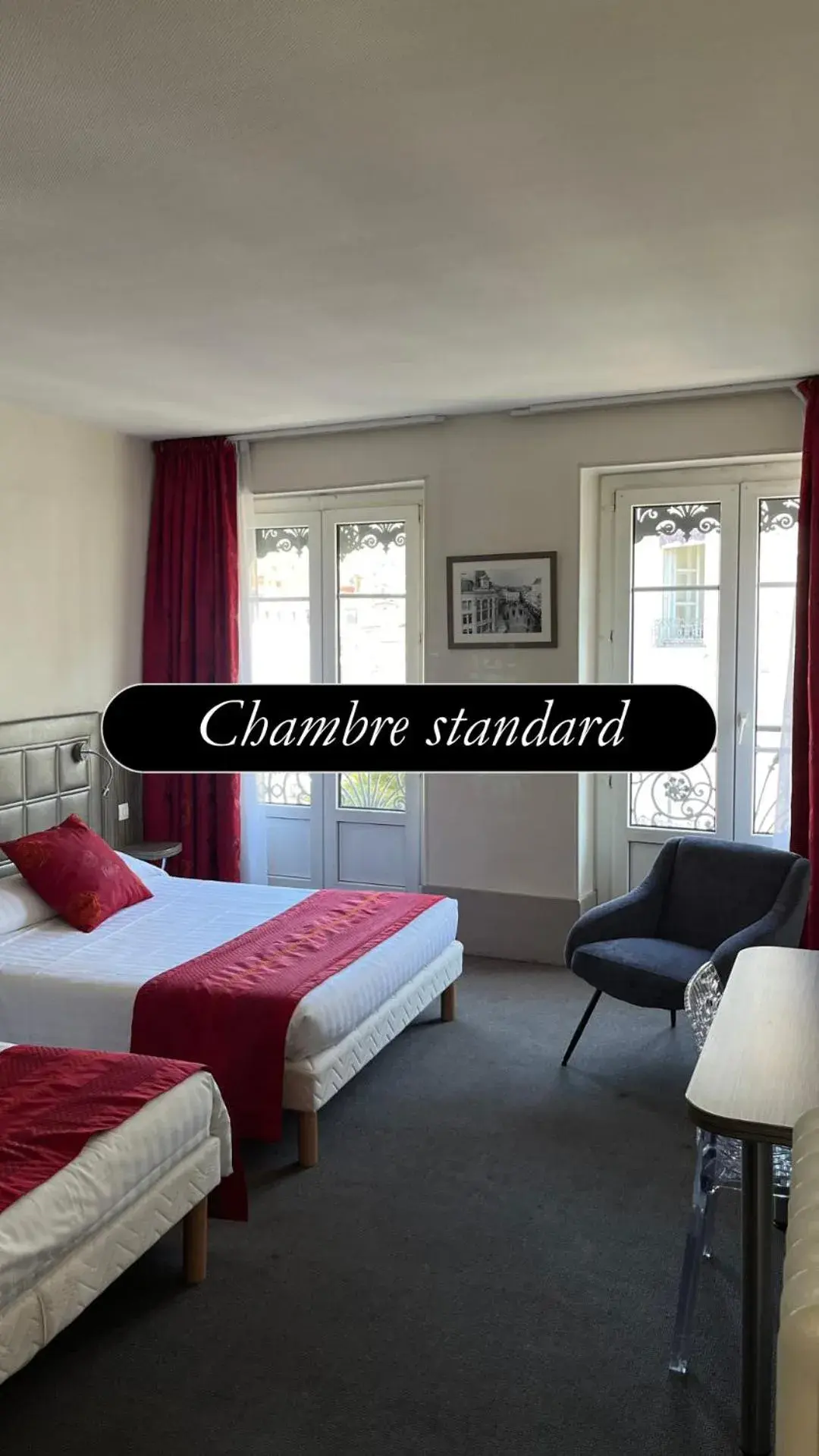 Bed in Hôtel de l'Europe Grenoble hyper-centre Bed in Hôtel de l'Europe Grenoble hyper-centre