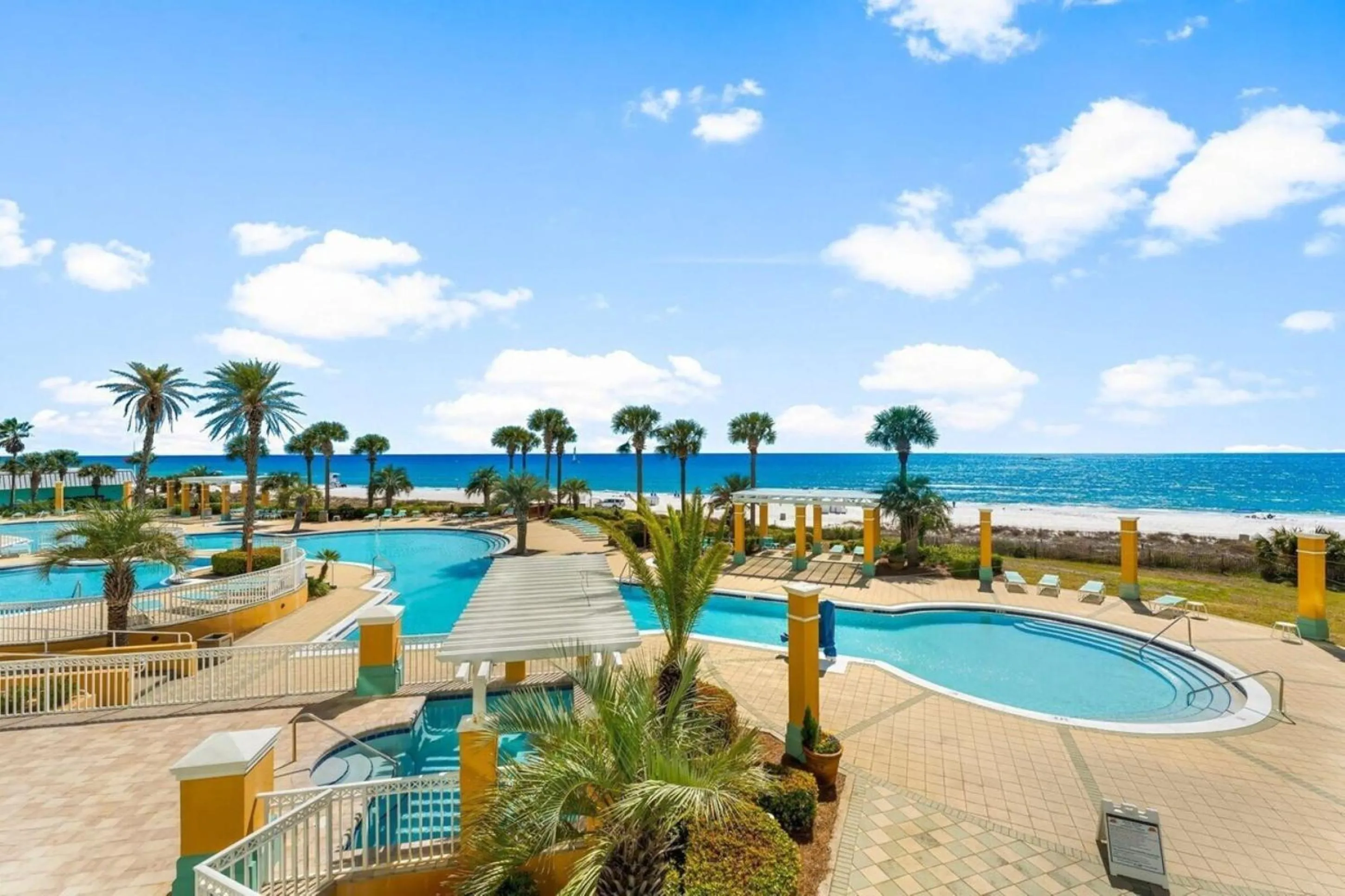 En Soleil Beach Resort by Panhandle Getaways