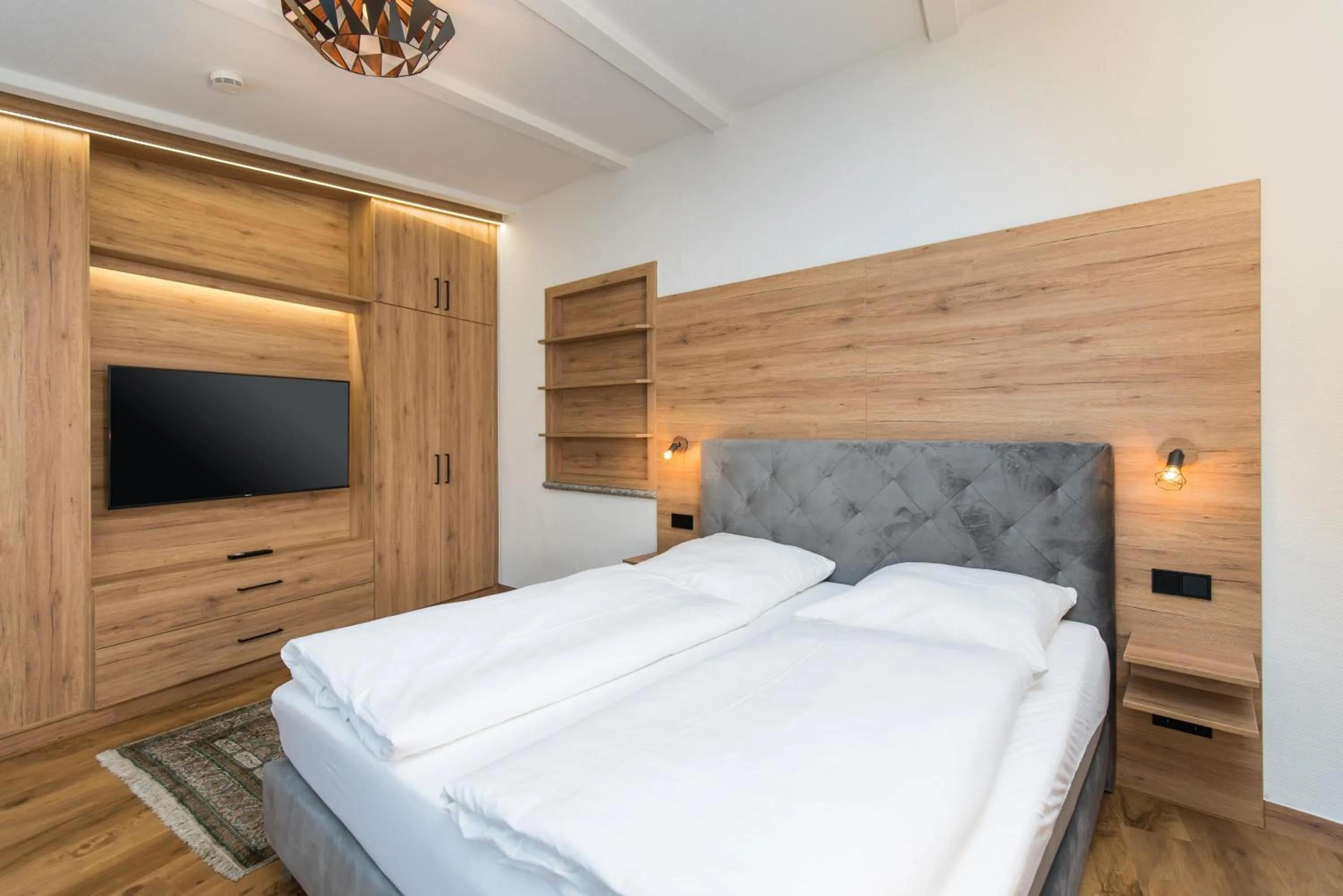 Bed in Hotel-Restaurant Heiligenstadter Hof