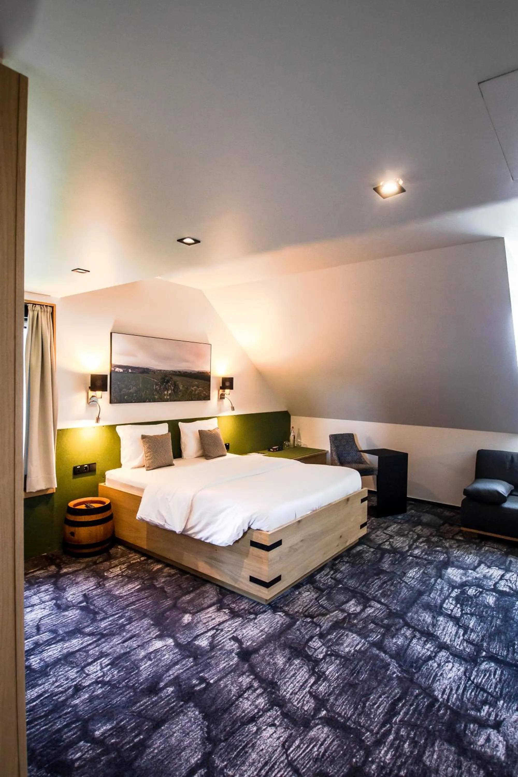 Photo of the whole room, Bed in De Brauhotel - Hôtel de la Brasserie Nationale