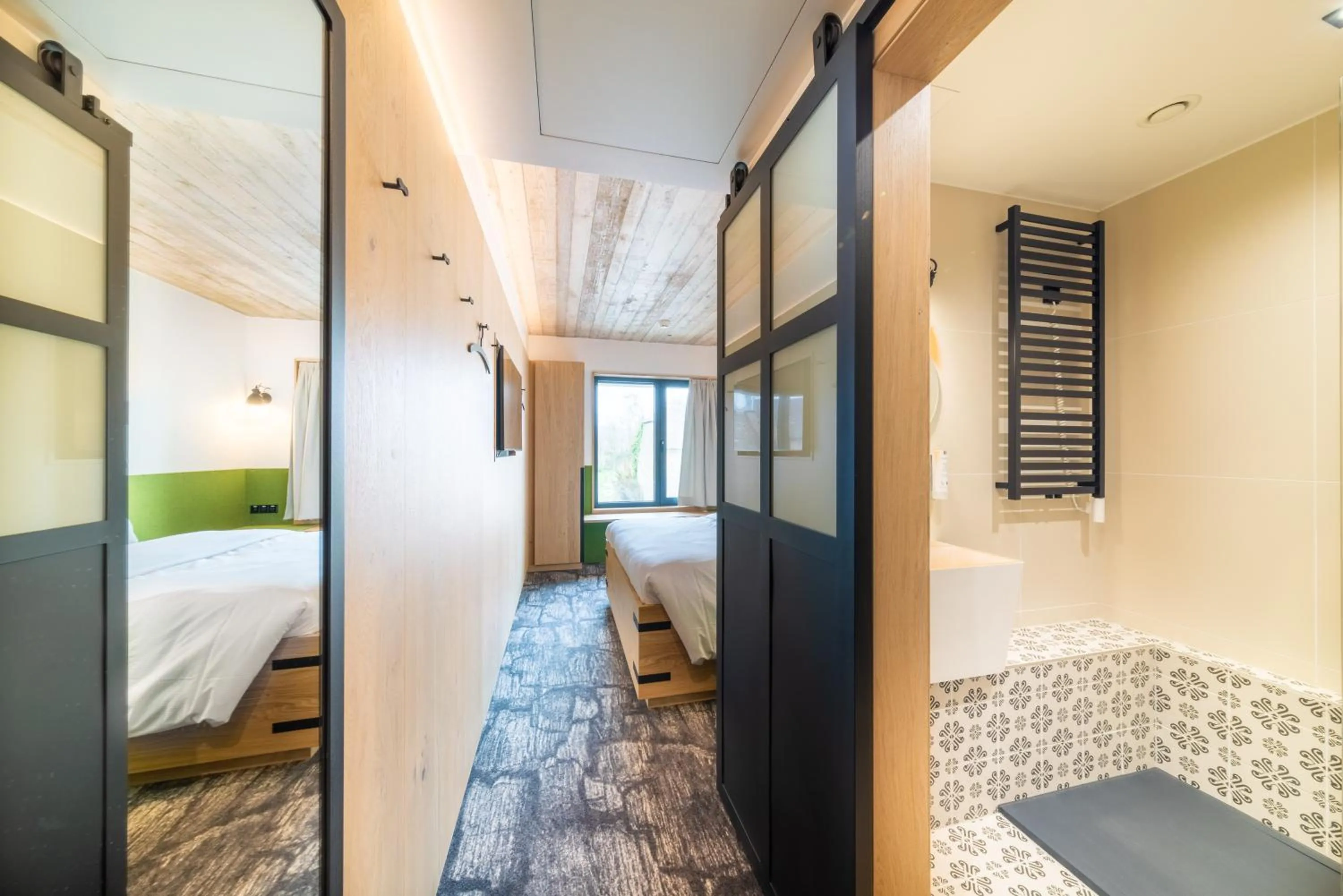 Bedroom, Bed in De Brauhotel - Hôtel de la Brasserie Nationale