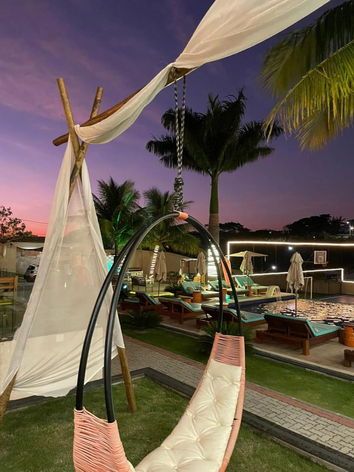 Night in VIVER Pousada Club & Restaurante