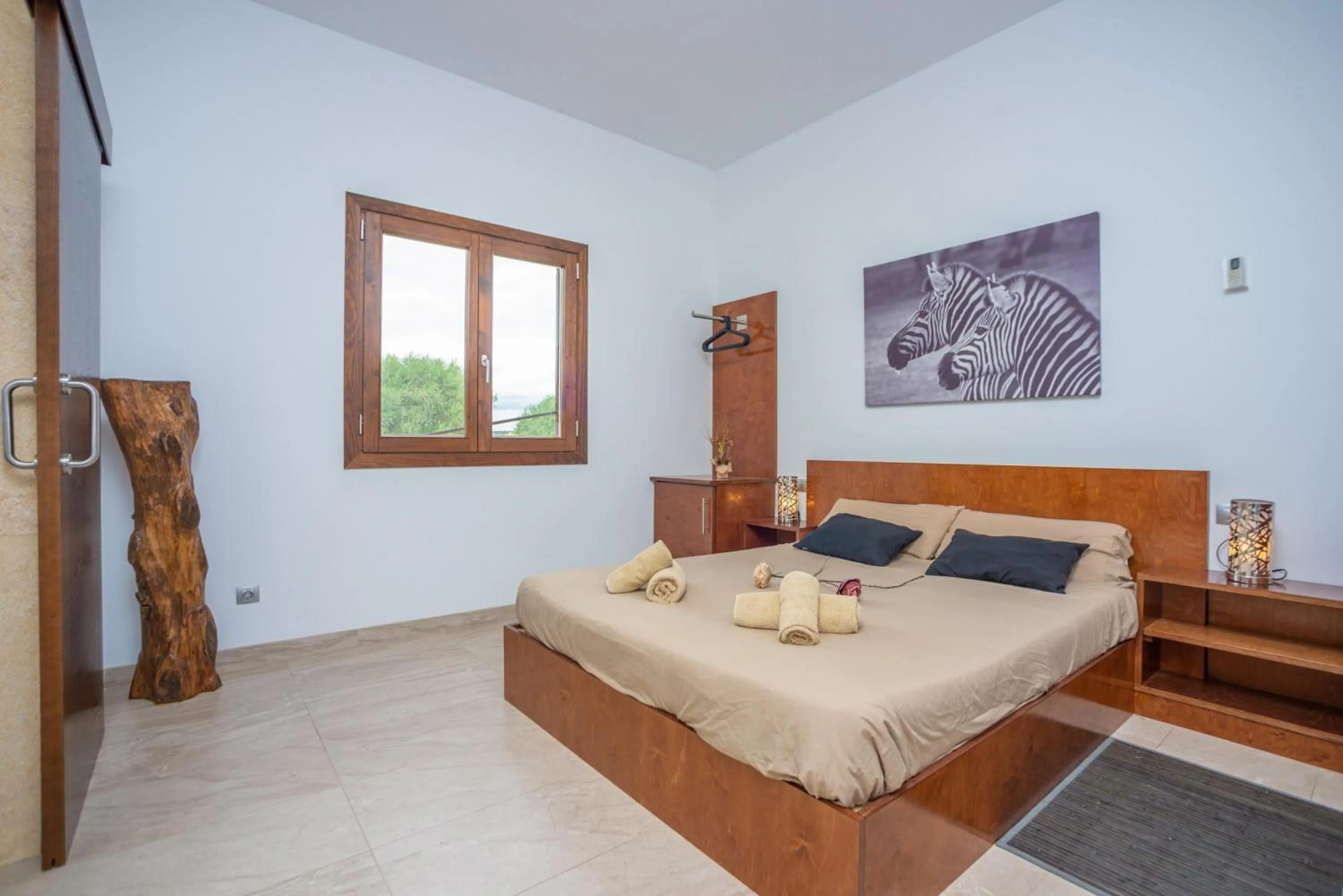 Other, Bed in Luz de Luna