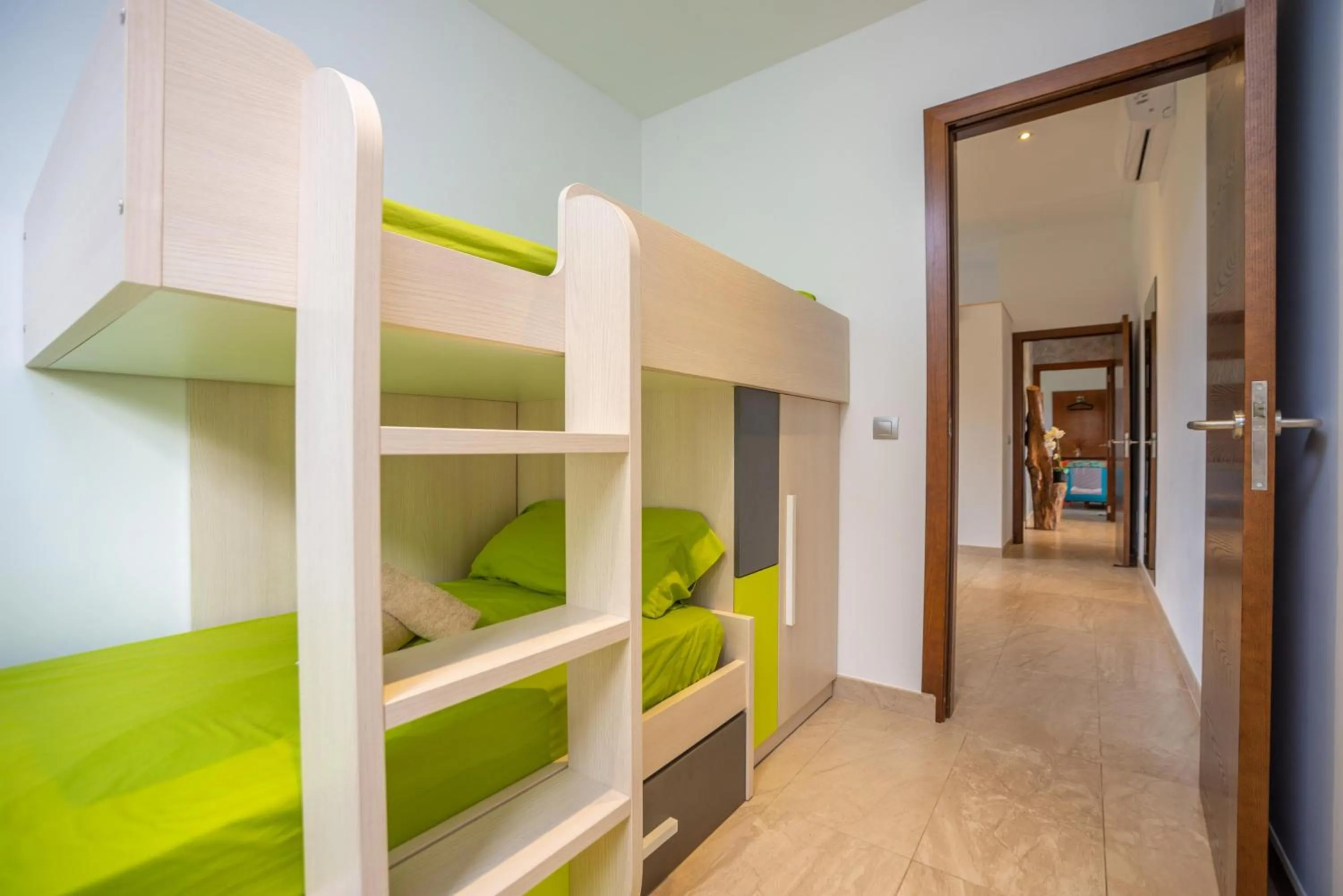 Other, Bed in Luz de Luna