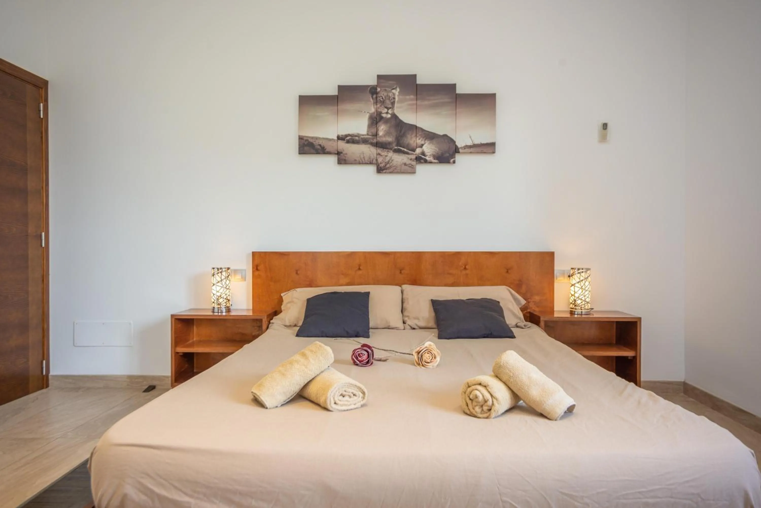Other, Bed in Luz de Luna