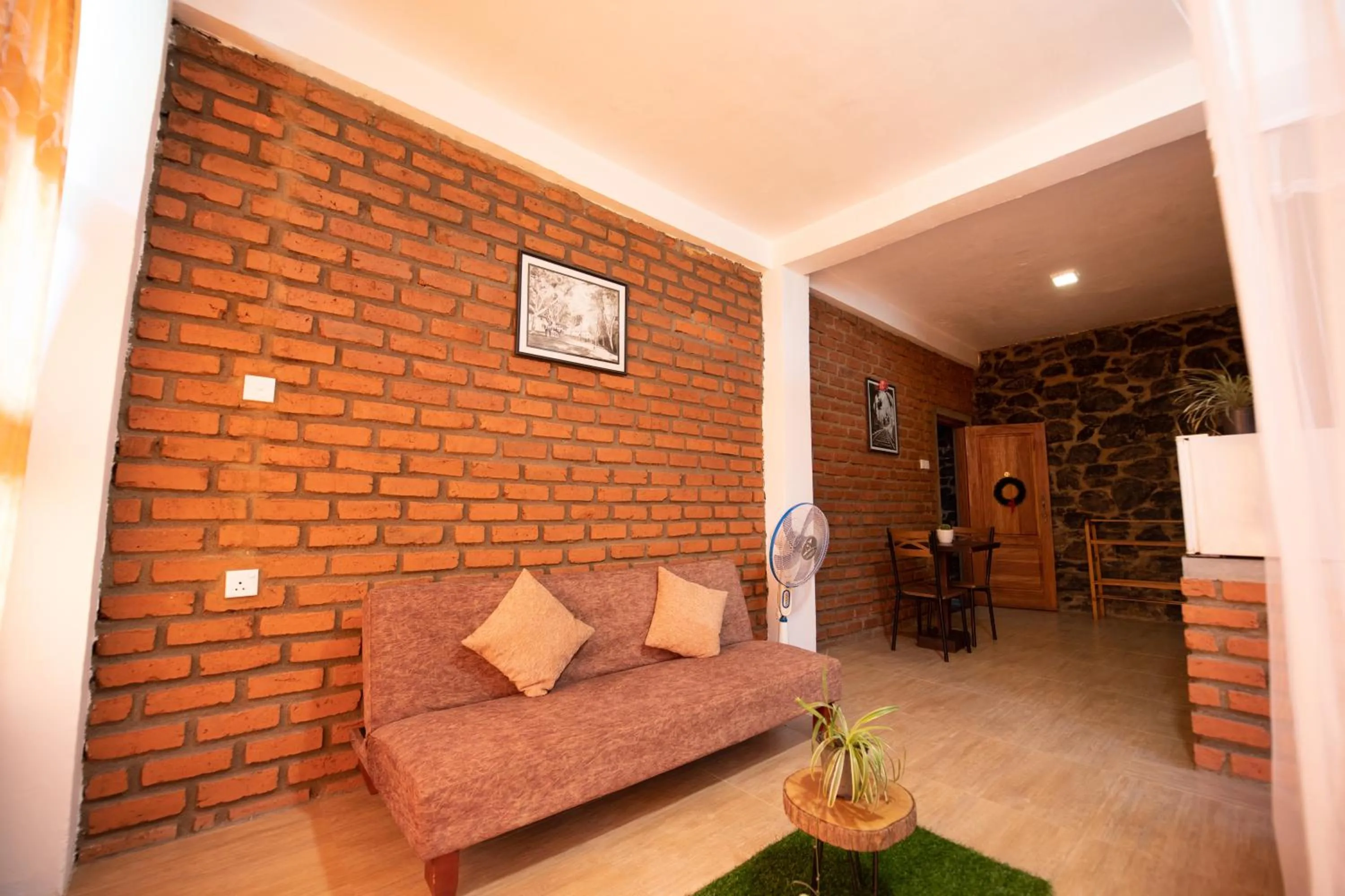 Ayubo Ella - Bed & Breakfast