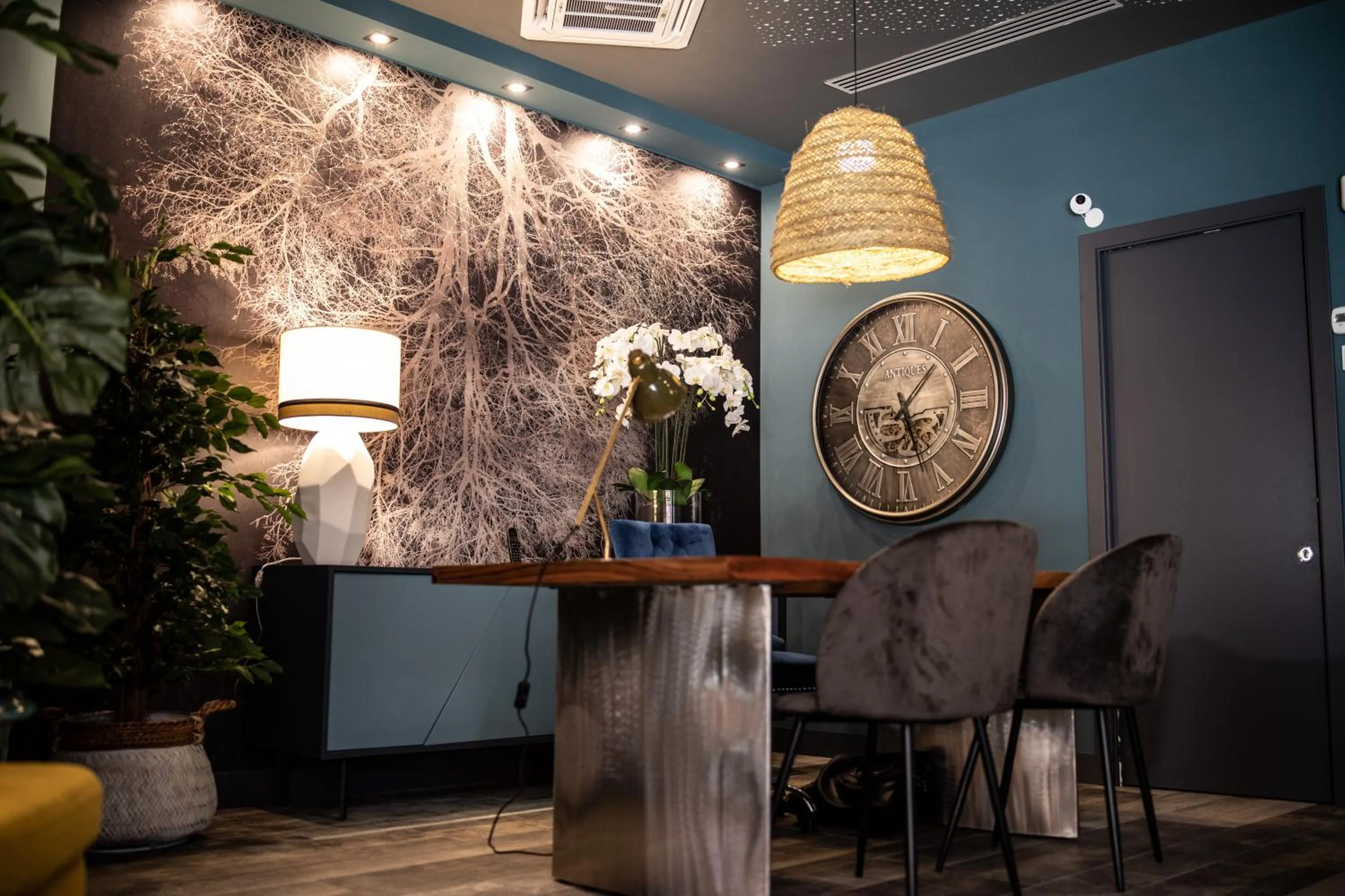 Lobby or reception in Hotel GilMar Orellana la Vieja