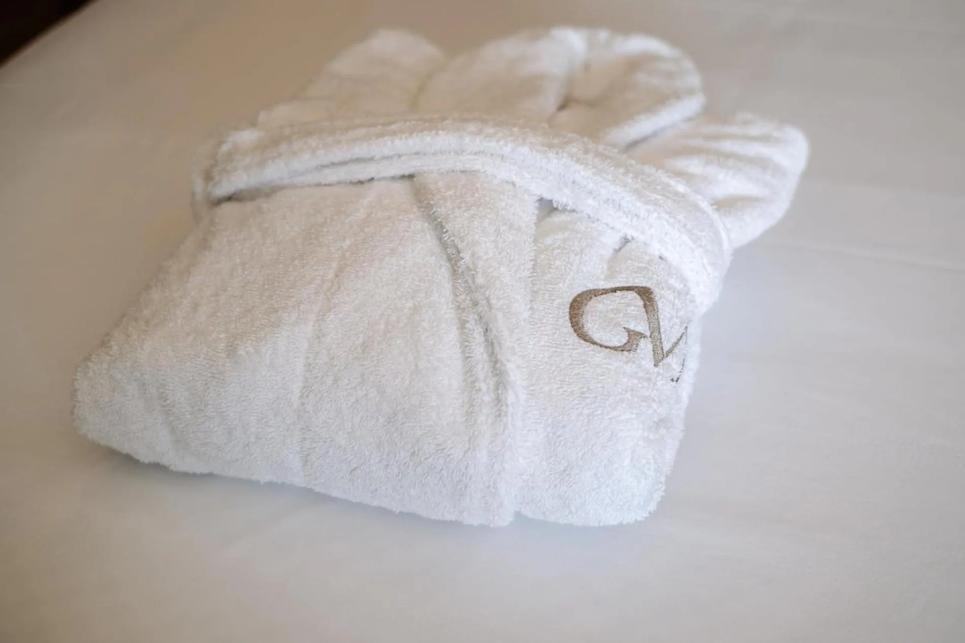 towels in Hotel GilMar Orellana la Vieja