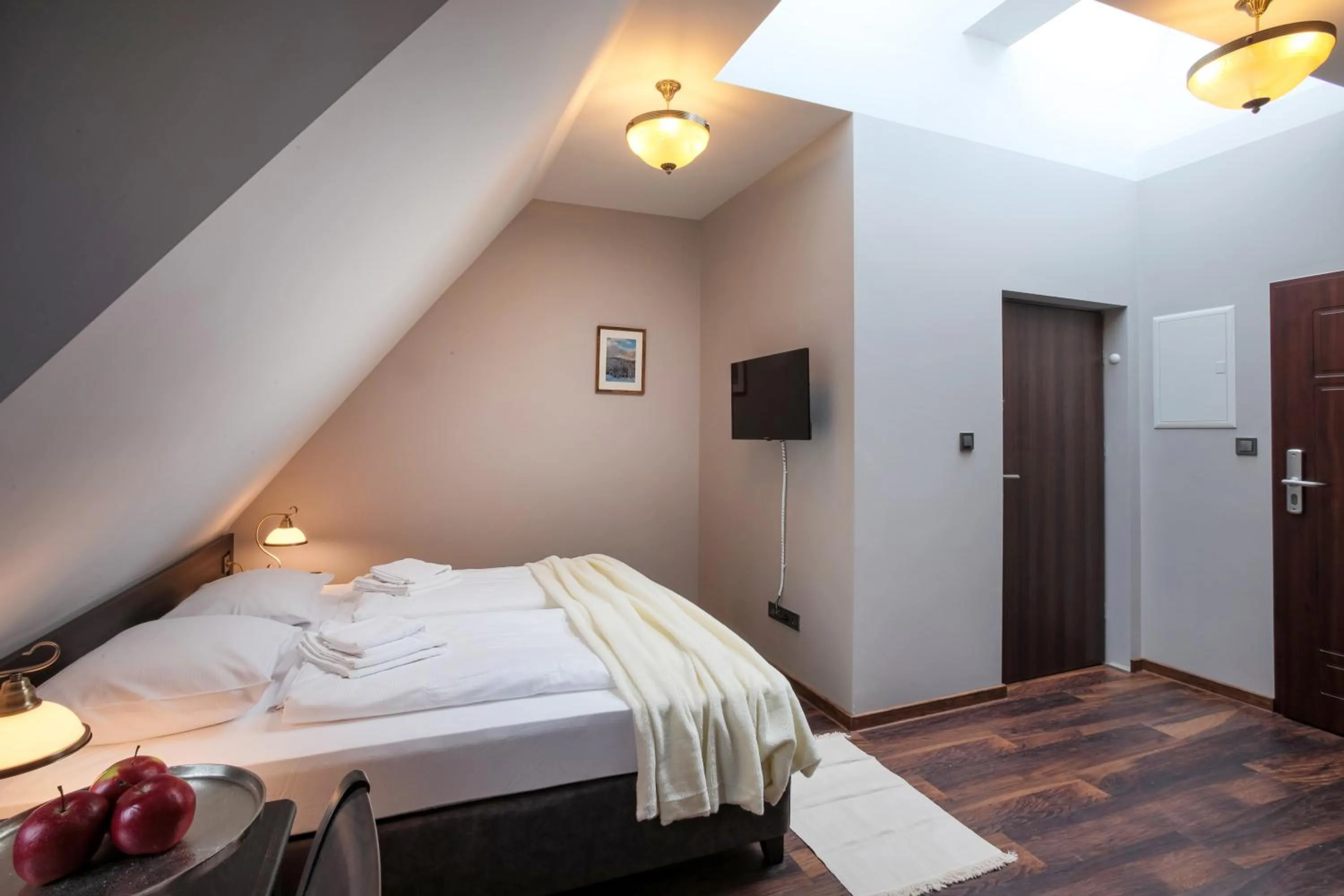 Other, Bed in ZEPPELIN APARTMENTS Simple Acomodation