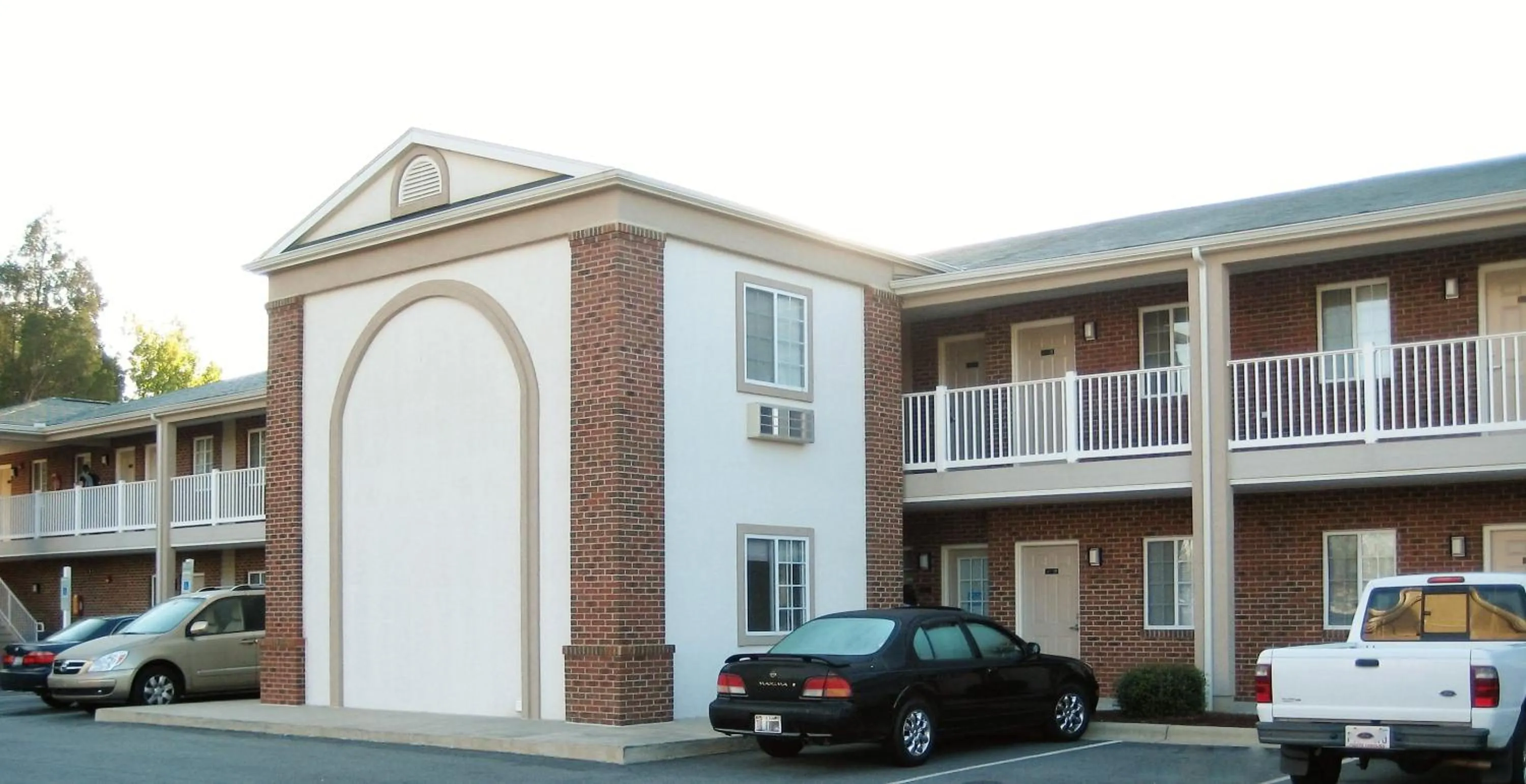 Affordable Suites Burlington