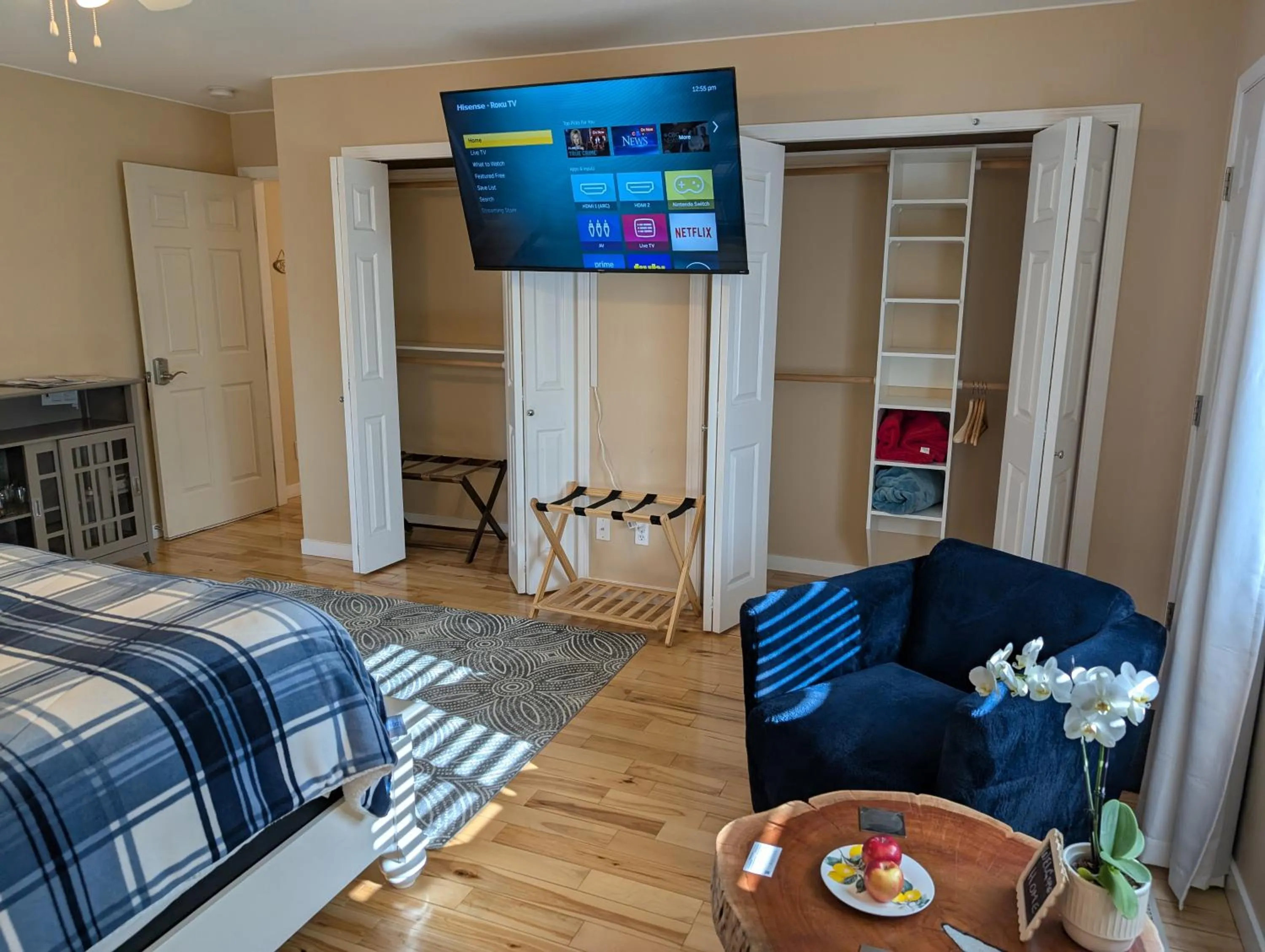 Bed in Salish B&B and Spa