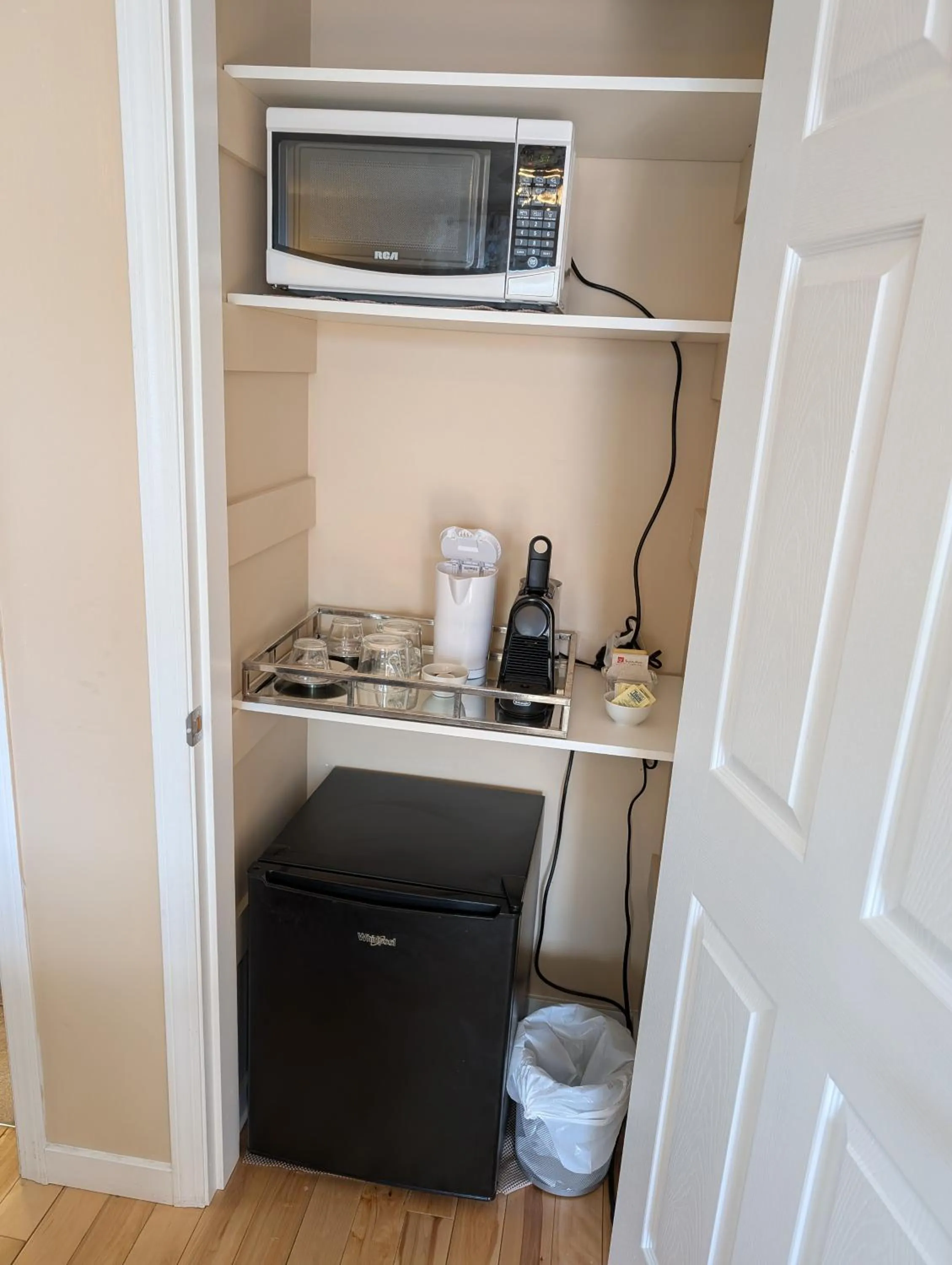 Coffee/tea facilities in Salish B&B and Spa