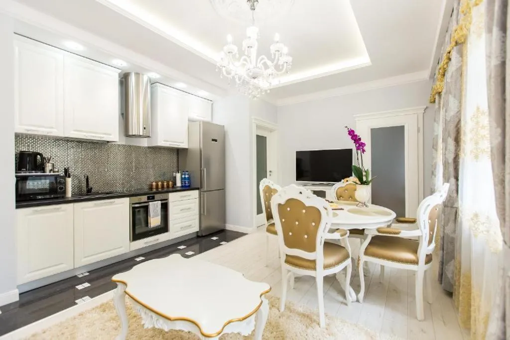 PK Apartments-Lipowa Street-CENTER