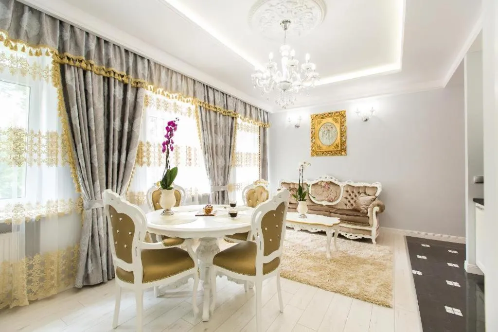 PK Apartments-Lipowa Street-CENTER